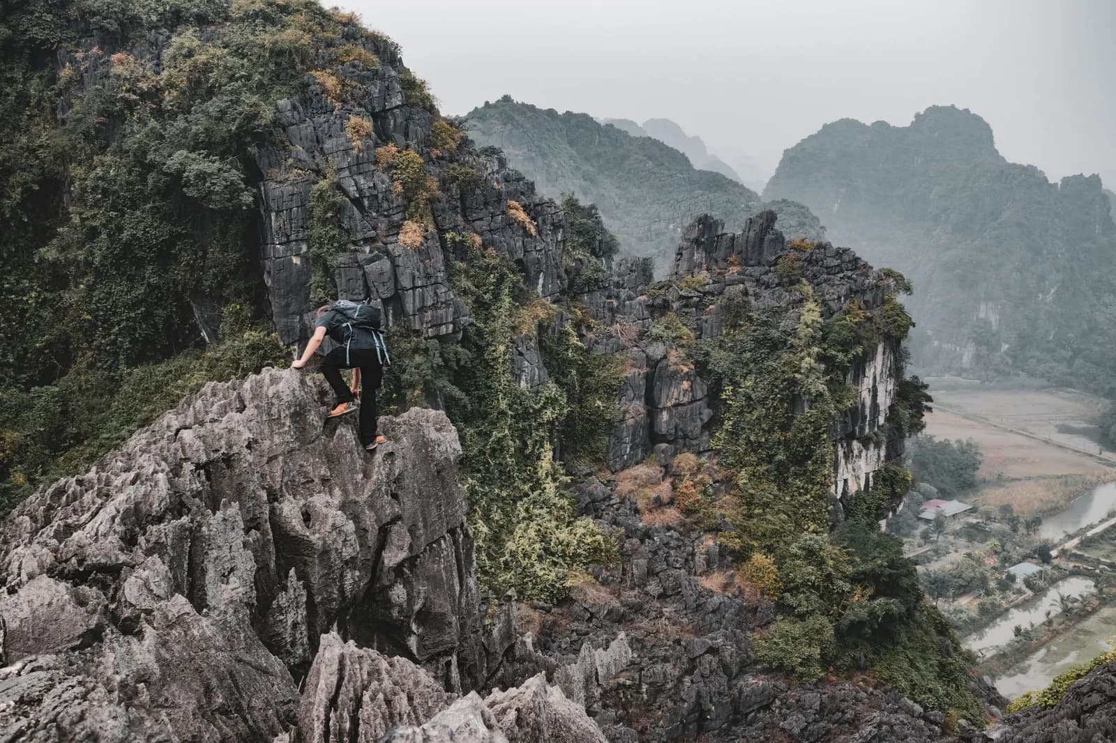 Lịch trình leo Chư Yang Lak 2 ngày 1 đêm cho nhóm bạn trẻ