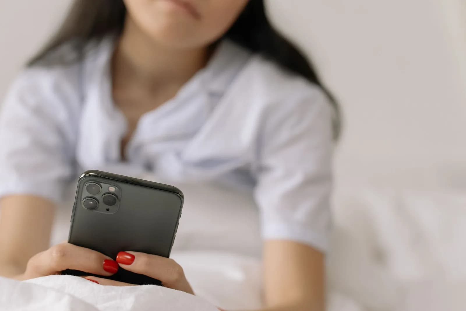Người trẻ hỏi AI thay vì bác sĩ khi gặp triệu chứng bệnh có nguy hiểm không