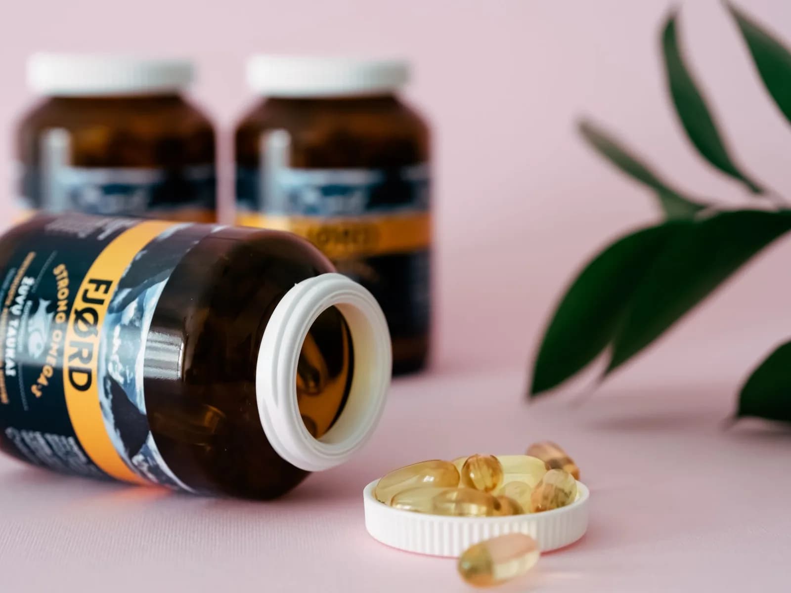 Người trẻ nên chọn omega 3 từ dầu cá hay từ tảo