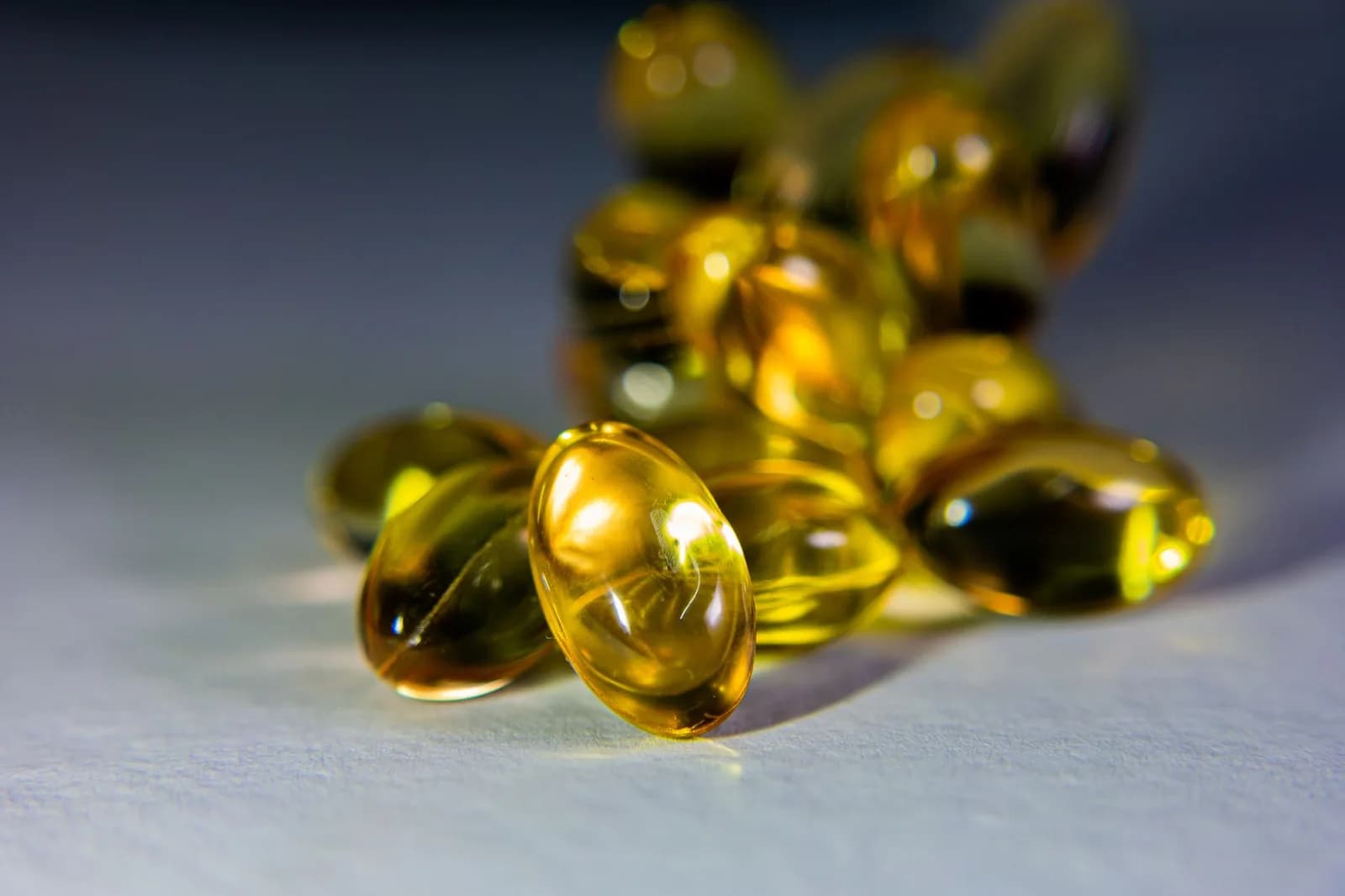 Uống magnesium và omega 3 vào buổi sáng hay buổi tối