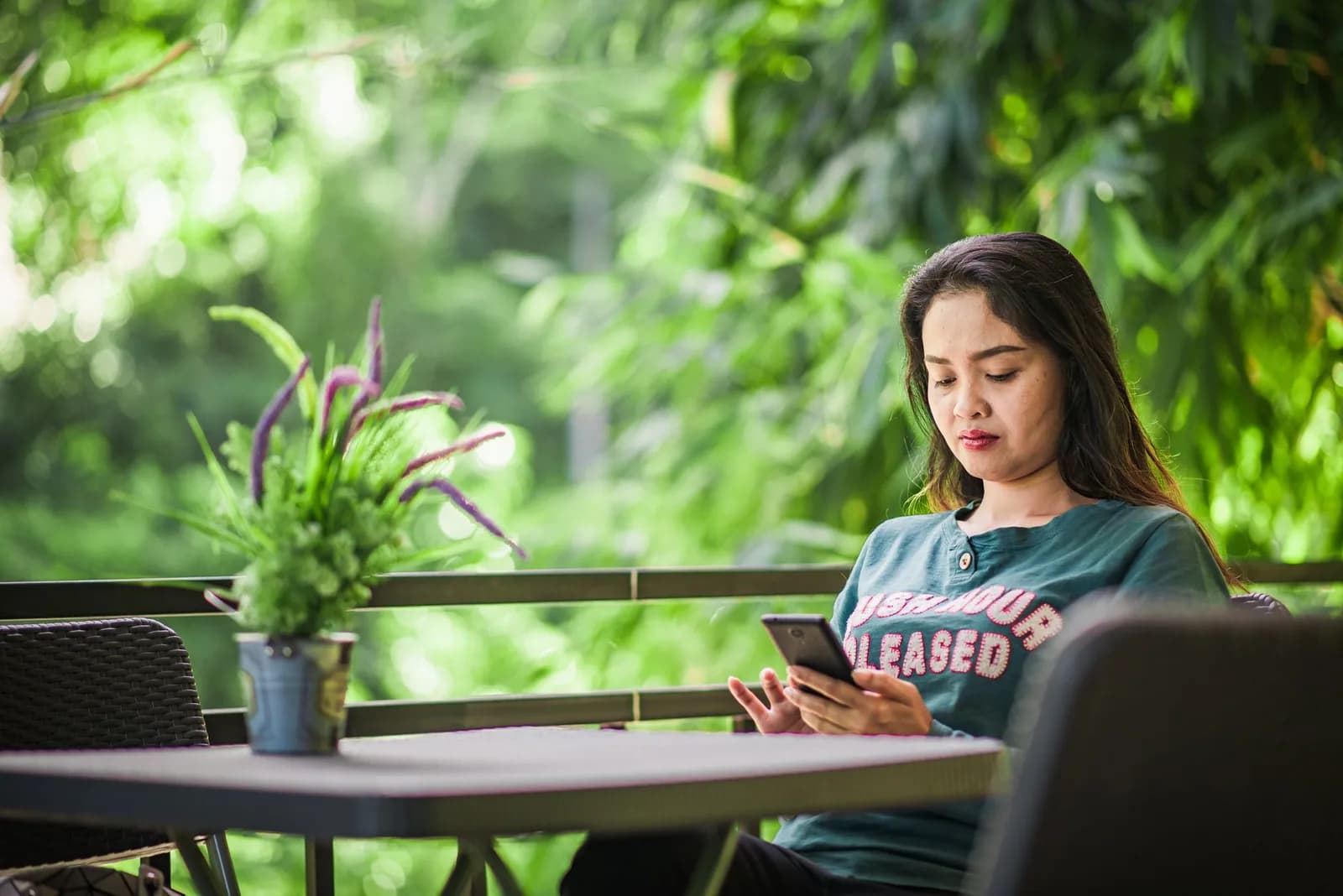 Nên phản hồi thế nào khi người ấy chỉ liên lạc vào lúc họ buồn