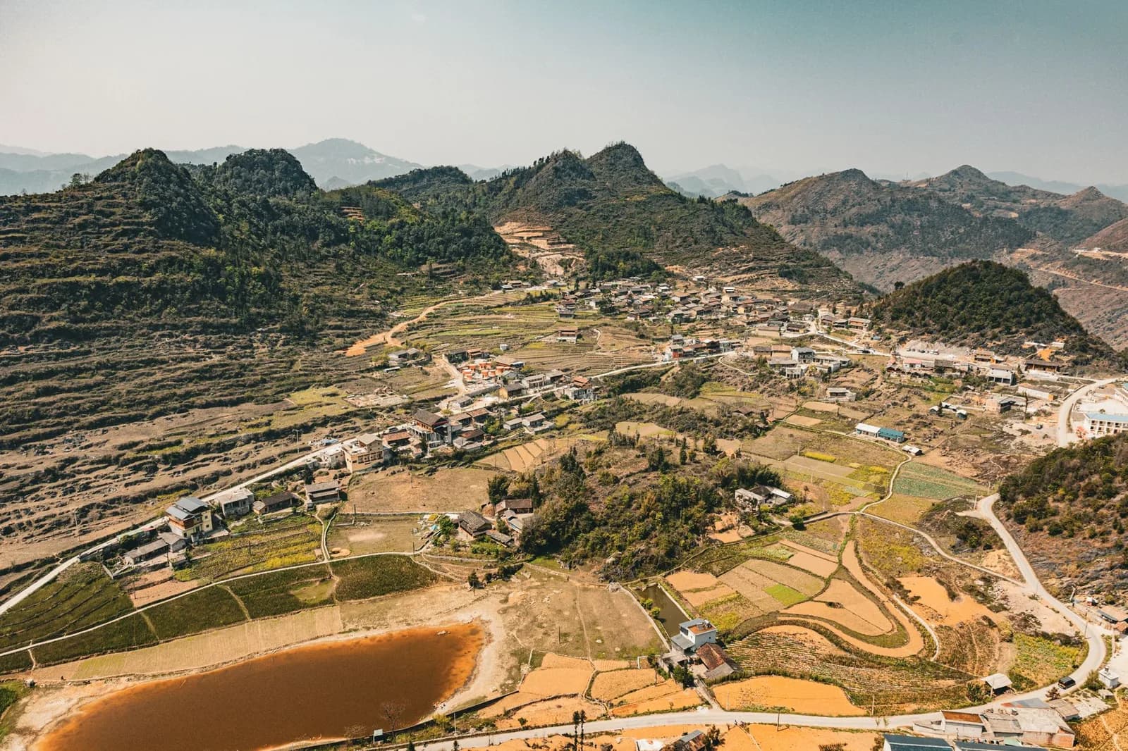 Chạy xe máy qua đèo Mã Pí Lèng từ Đồng Văn mất bao lâu