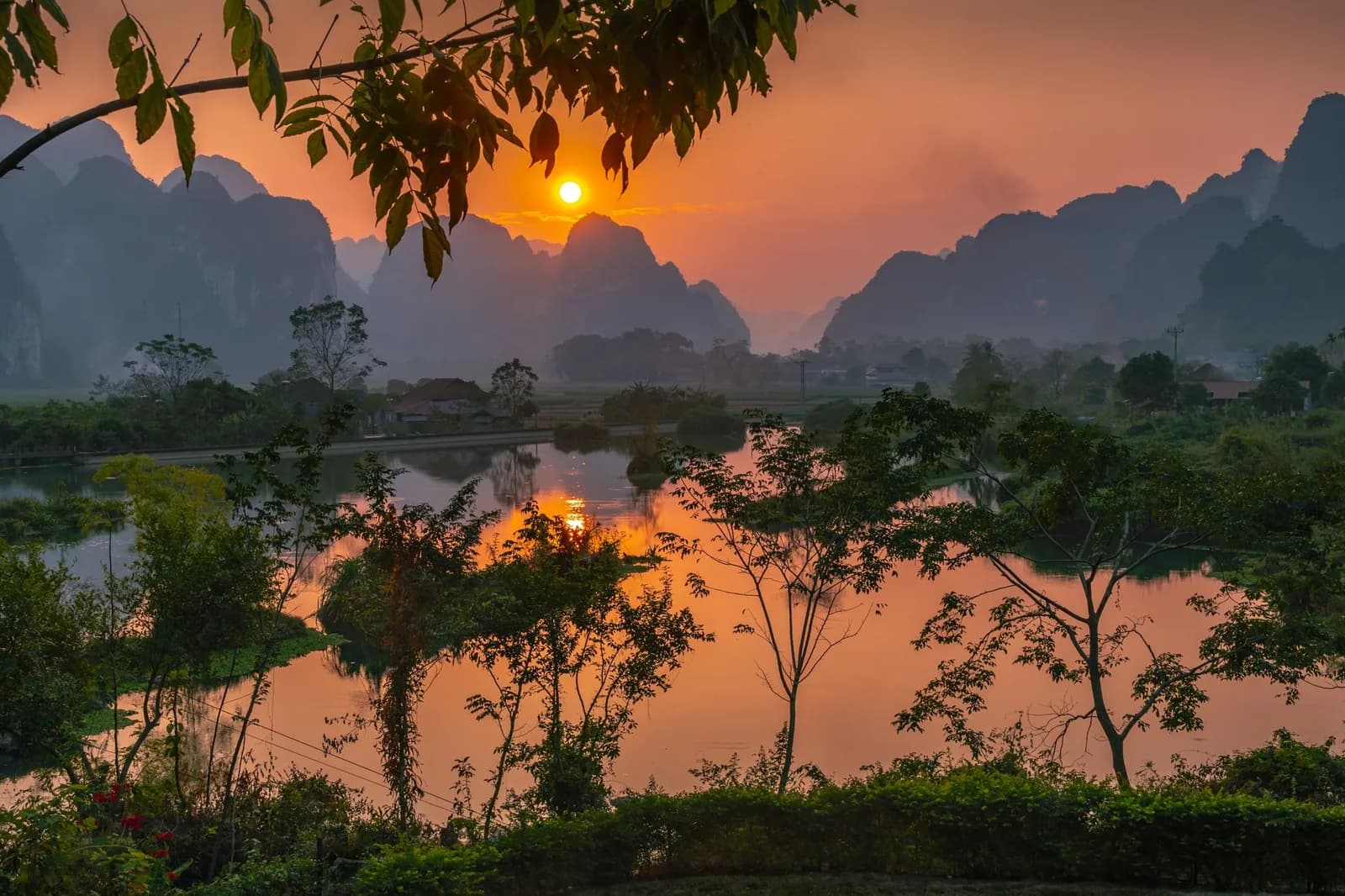 Lịch trình khám phá Lạng Sơn 3 ngày 2 đêm bằng tàu hỏa từ Hà Nội