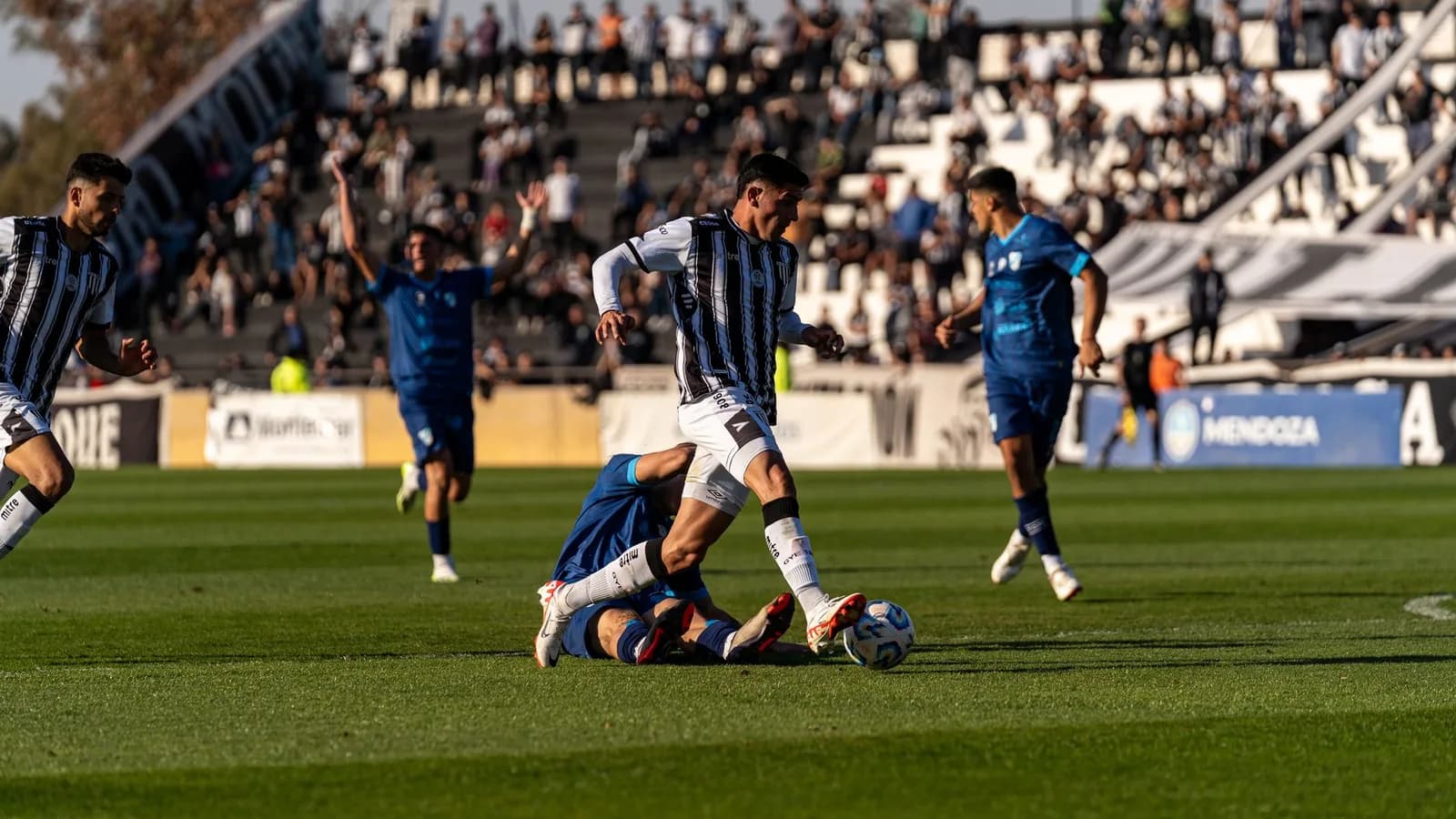 Kịch bản chuyển giao của tuyển Argentina sau thời kỳ Lionel Messi