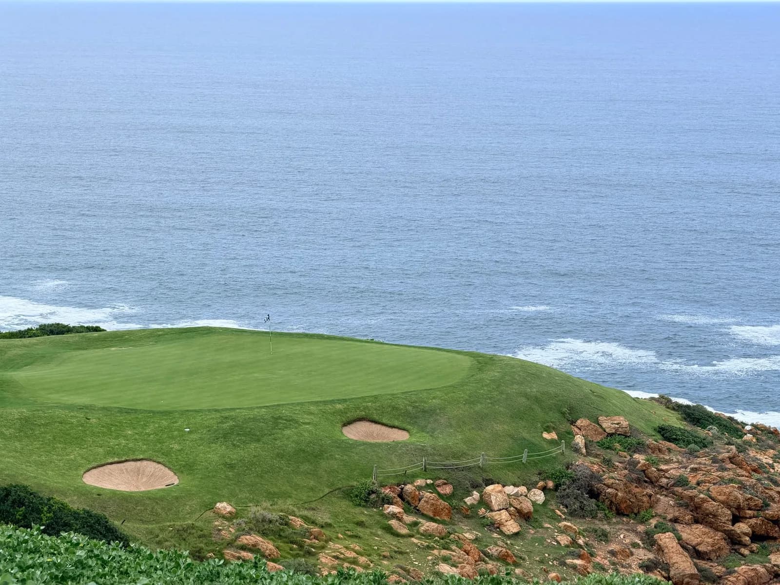 Lịch trình 3 ngày 2 đêm chơi golf kết hợp nghỉ dưỡng ở Hồ Tràm