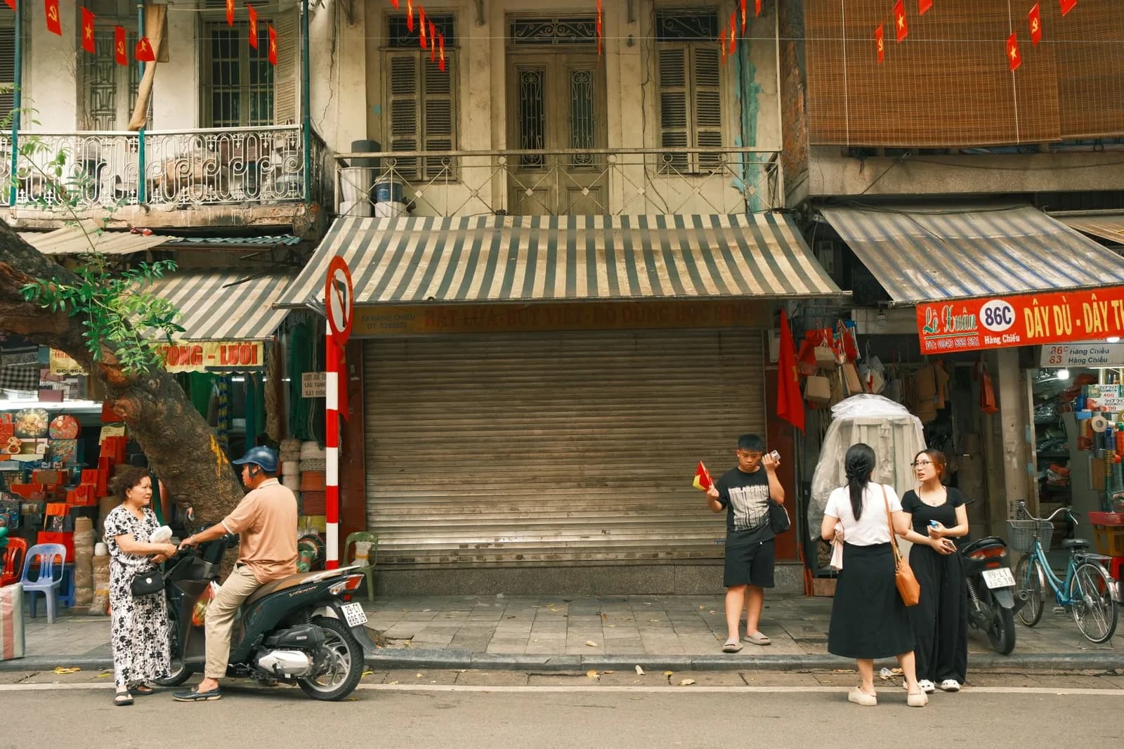 10 câu hỏi thường gặp khi gọi món tại quán ăn lâu năm ở phố cổ Hà Nội