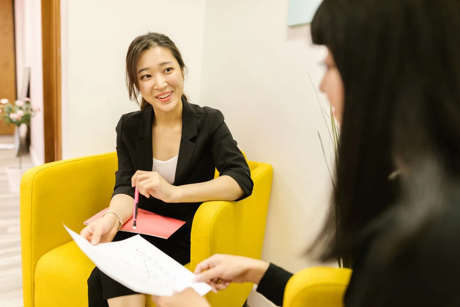 Lịch trình 30 ngày tìm việc mới dành cho nhân sự ngành du lịch bị lay off