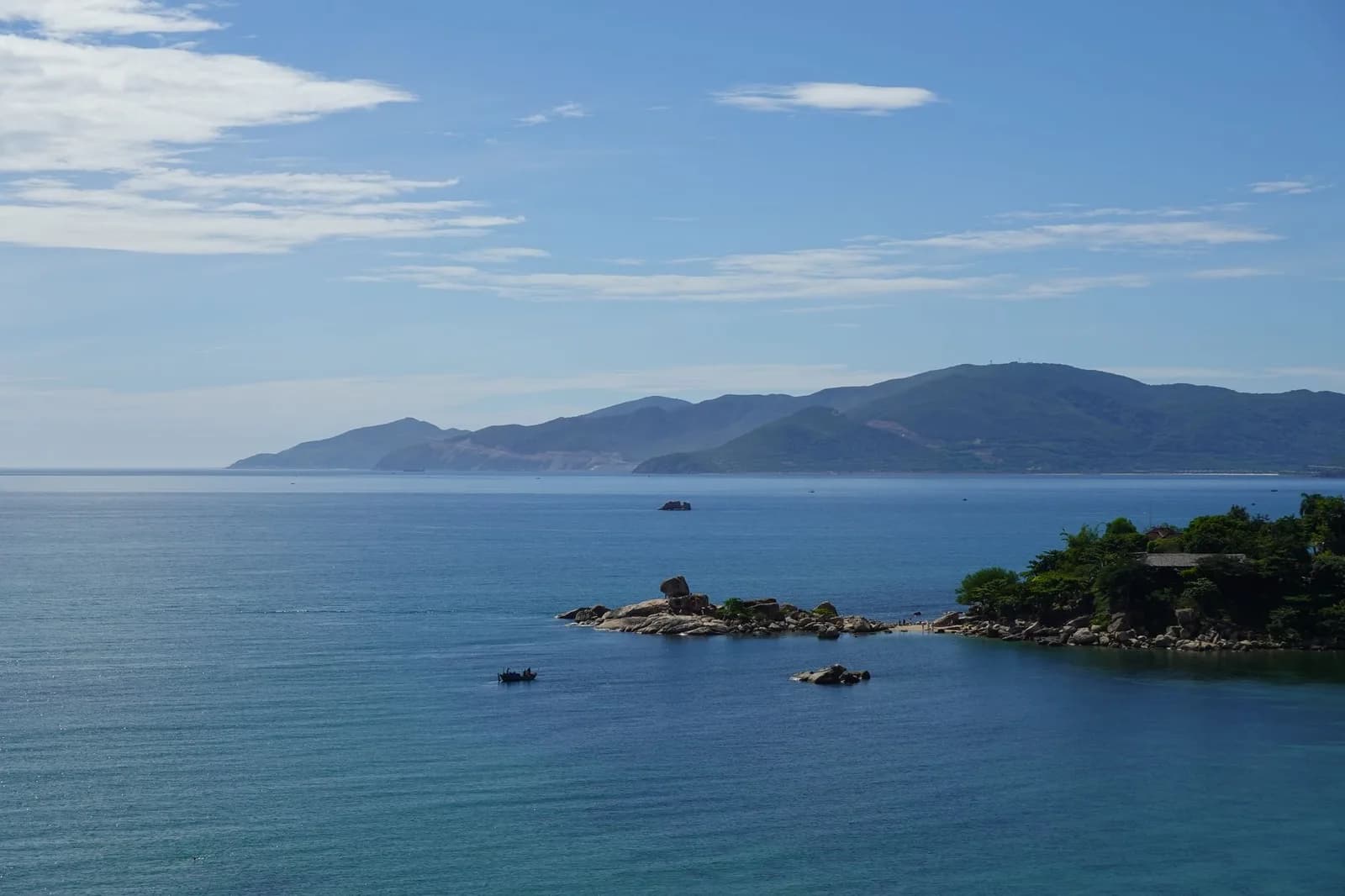 Đi Đầm Môn từ Nha Trang bằng xe máy theo cung đường nào dễ chạy