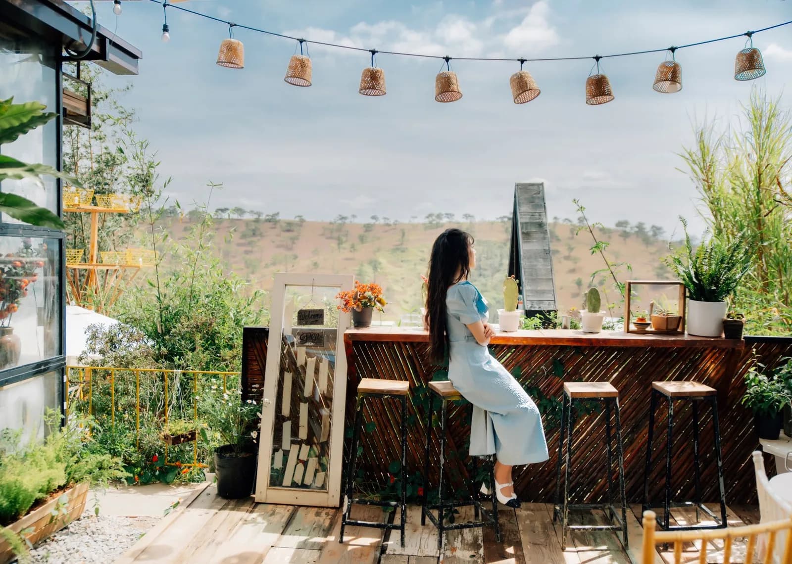 Phụ nữ ở homestay một mình cần kiểm tra 10 yếu tố an toàn nào