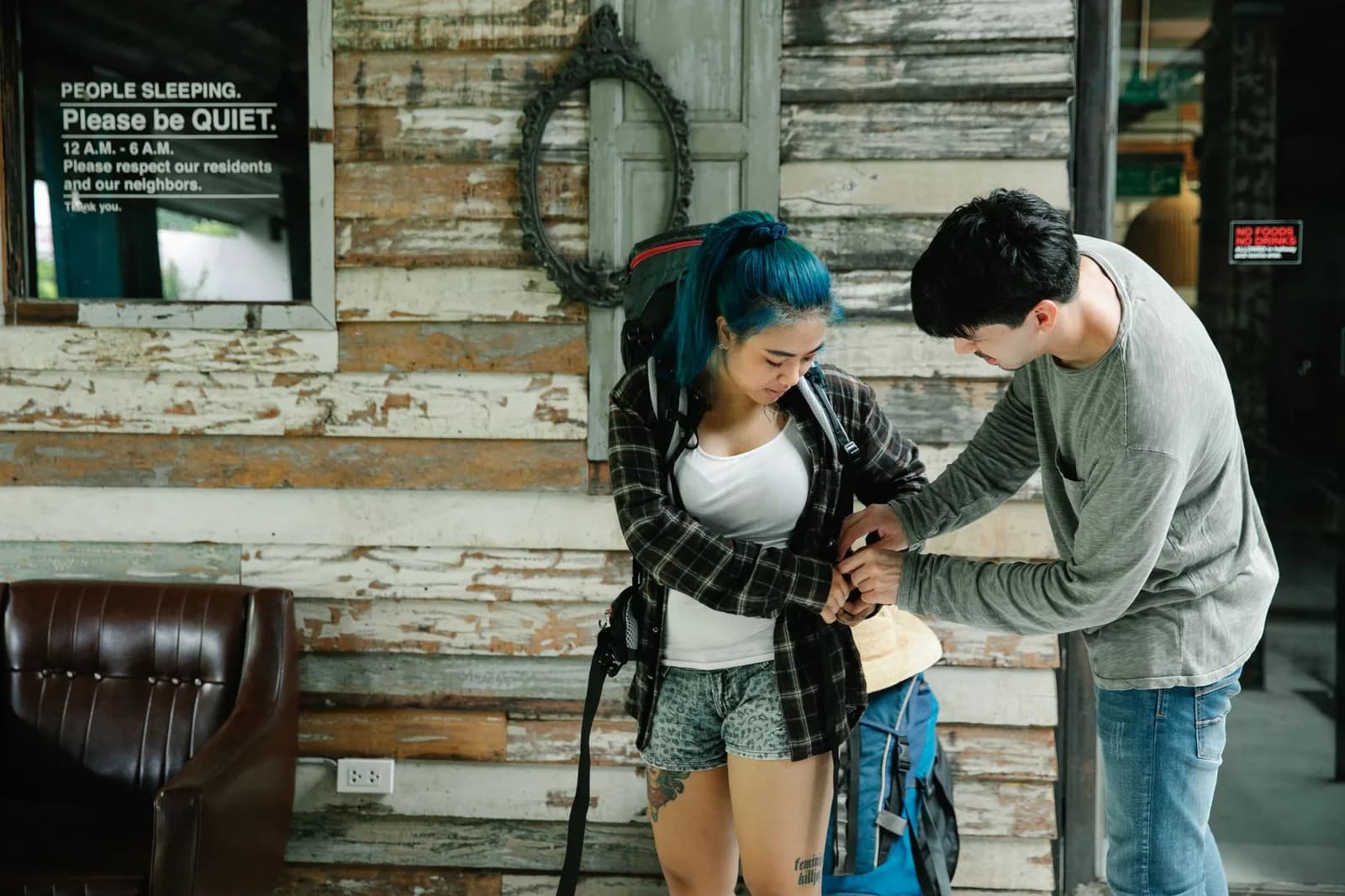 Thuê homestay dài ngày có cần khai báo tạm trú lại nhiều lần không