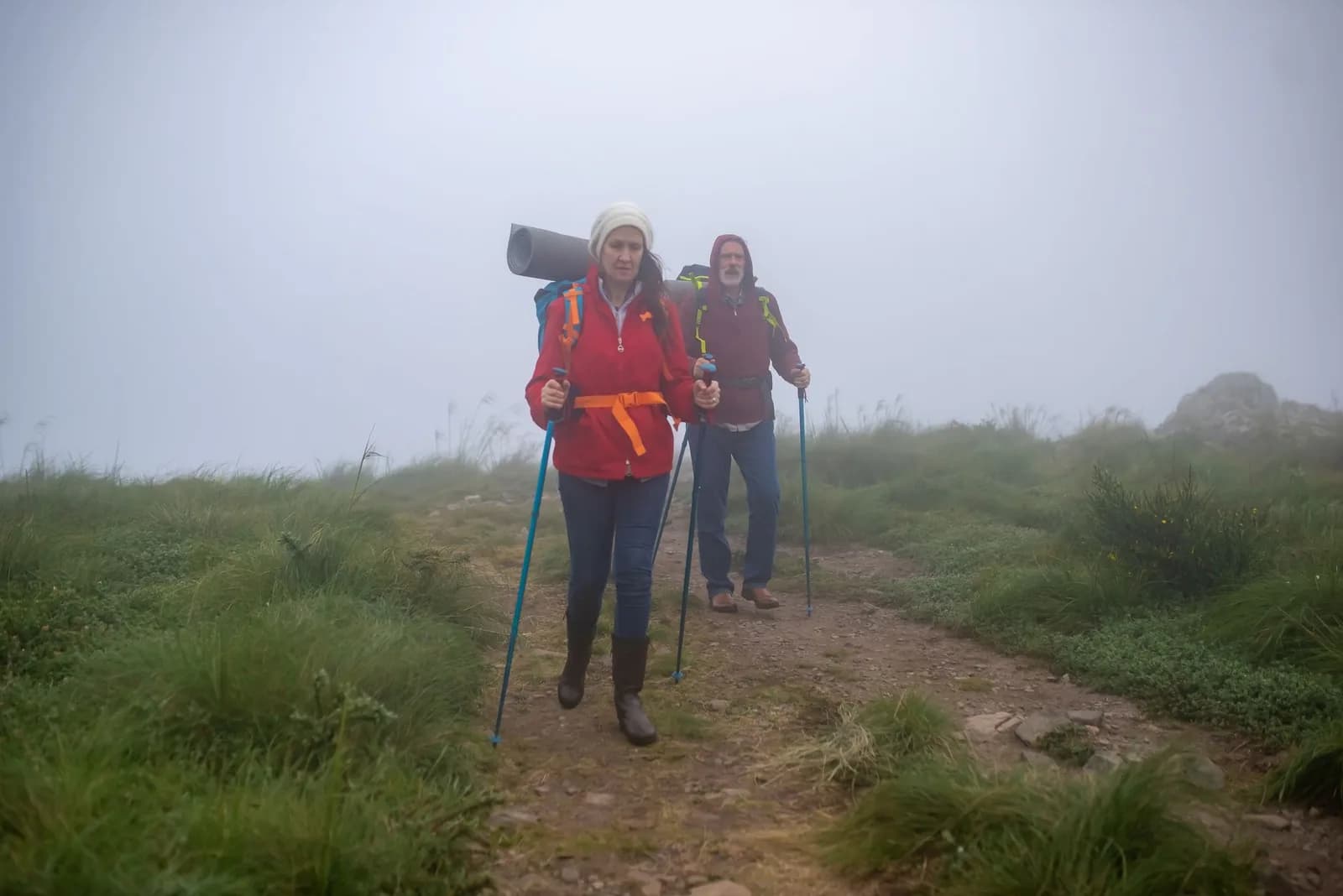U50+ Đi Trekking Lần Đầu: Cách Chọn Cung Đường Chuẩn Đét, Không Lo Bỏ Cuộc