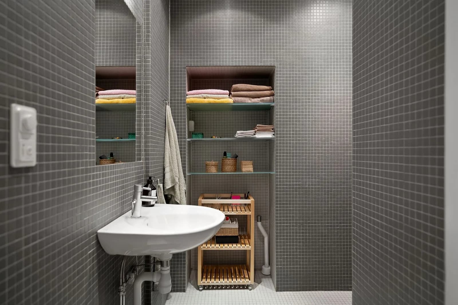 Chi phí trang trí căn hộ 50 m² theo phong cách tối giản khoảng bao nhiêu