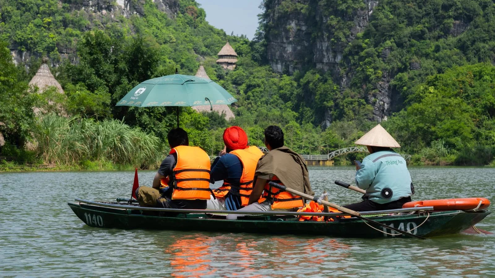 Những khoản phụ thu khách trẻ hay gặp khi thanh toán homestay Ninh Bình