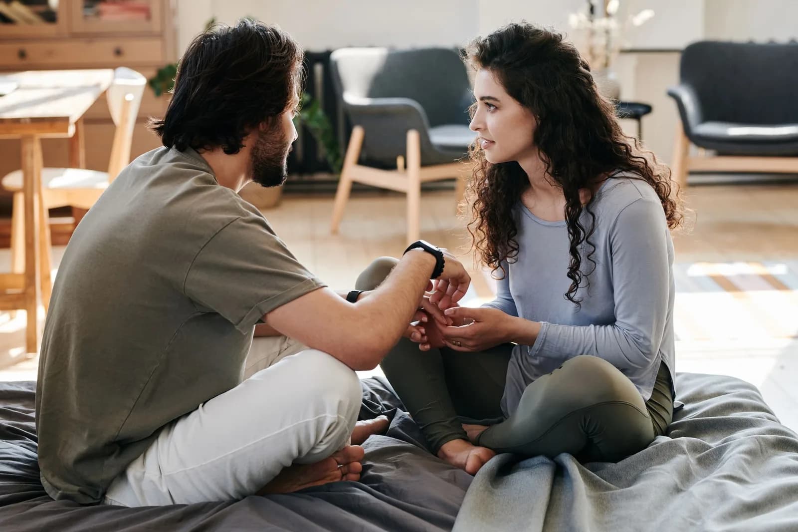 Checklist 14 câu hỏi giúp đánh giá mức độ tin tưởng trong mối quan hệ