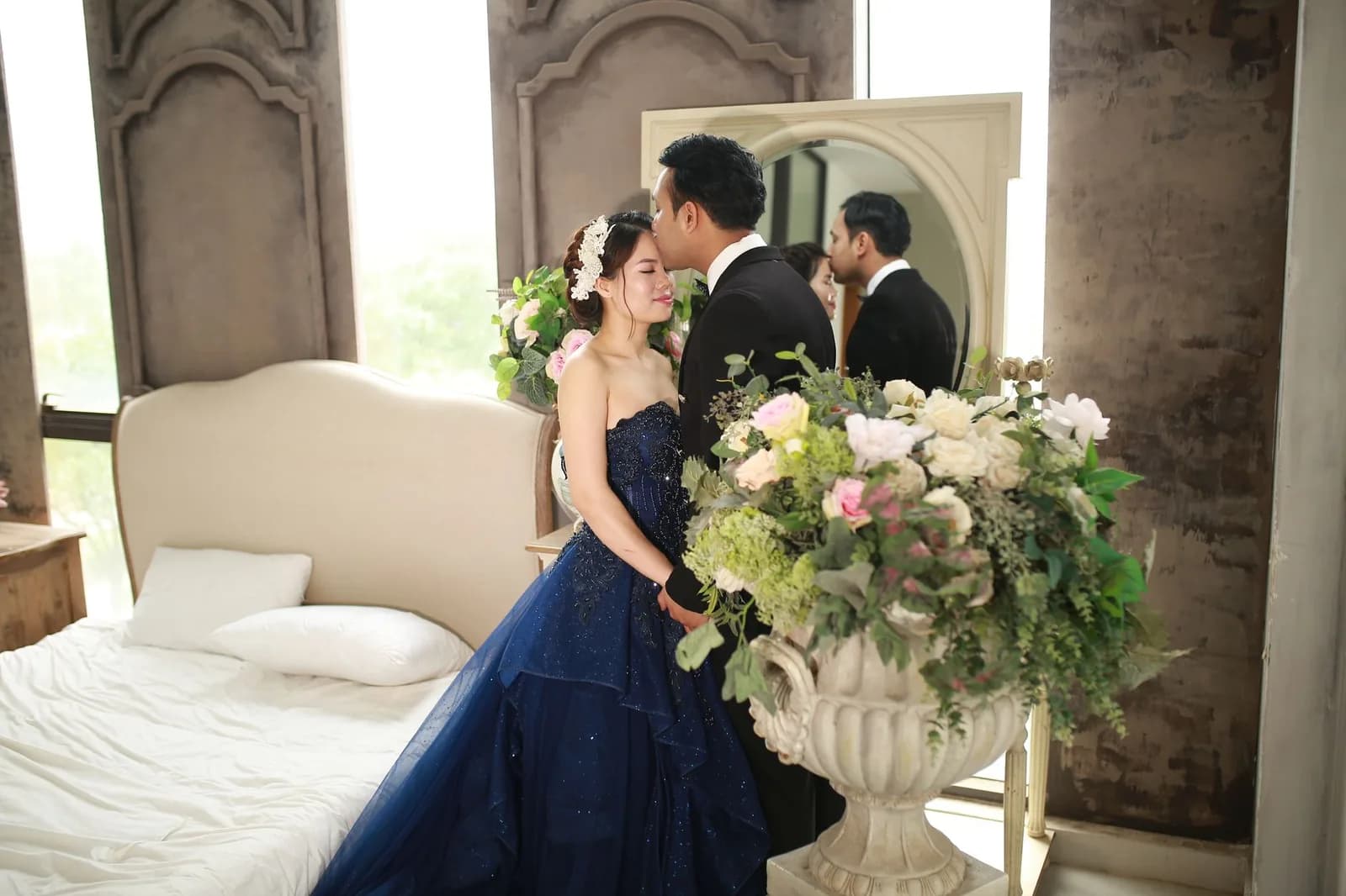 Nên tạo bất ngờ thế nào khi người yêu hướng nội không thích gây chú ý