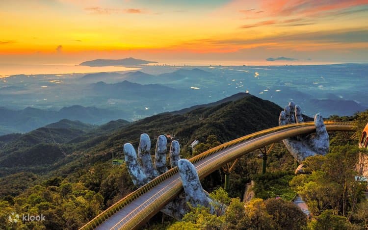 Kinh nghiệm đi Bà Nà Hills tự túc: Cách check-in Cầu Vàng không lo đông đúc
