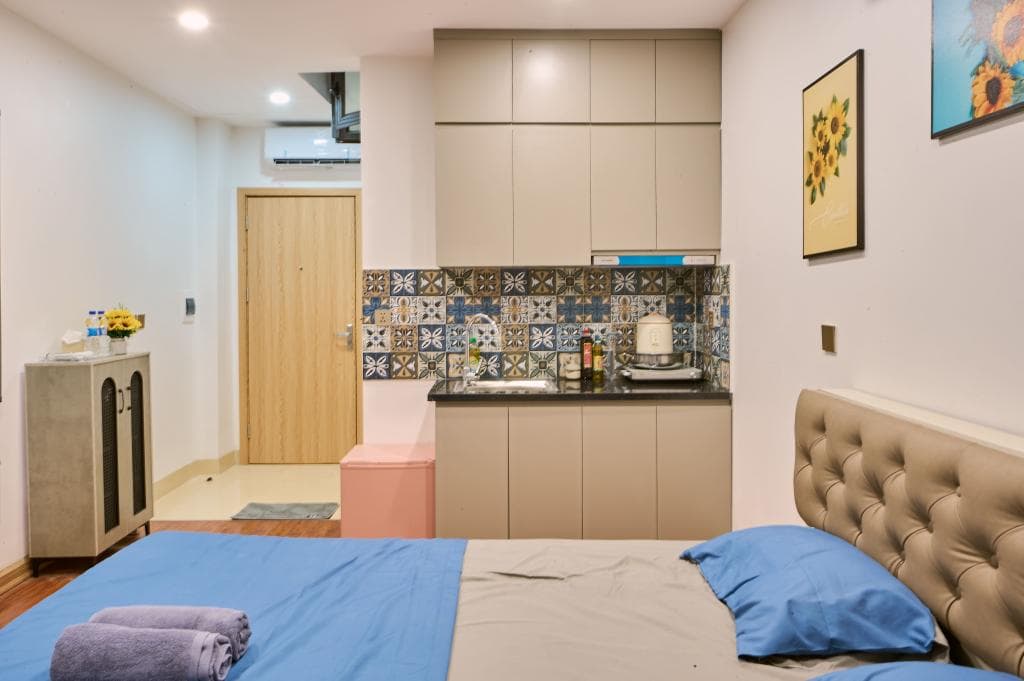 Bee Filmstay - 201TH - 2