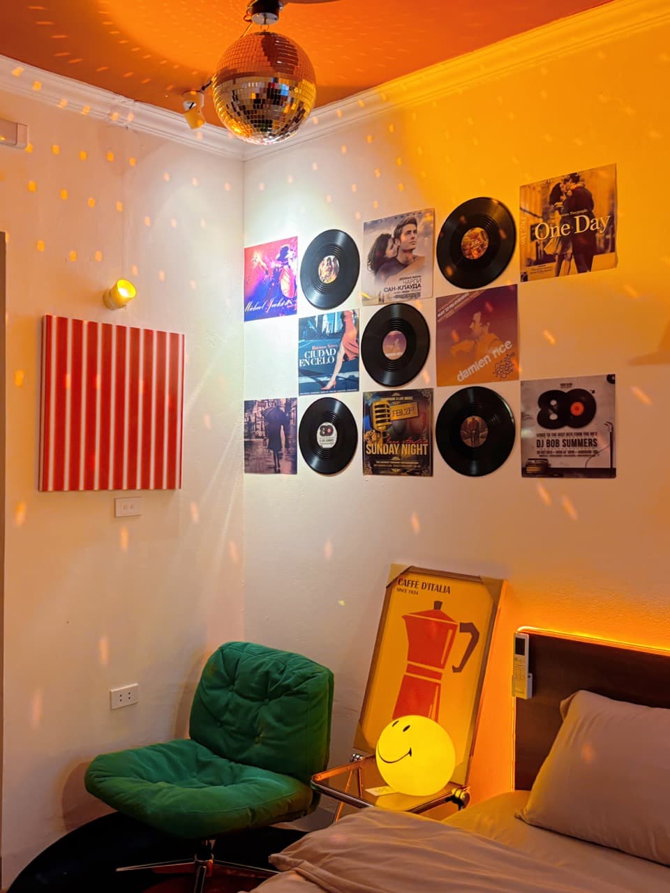 605NK | Disco Room - 3