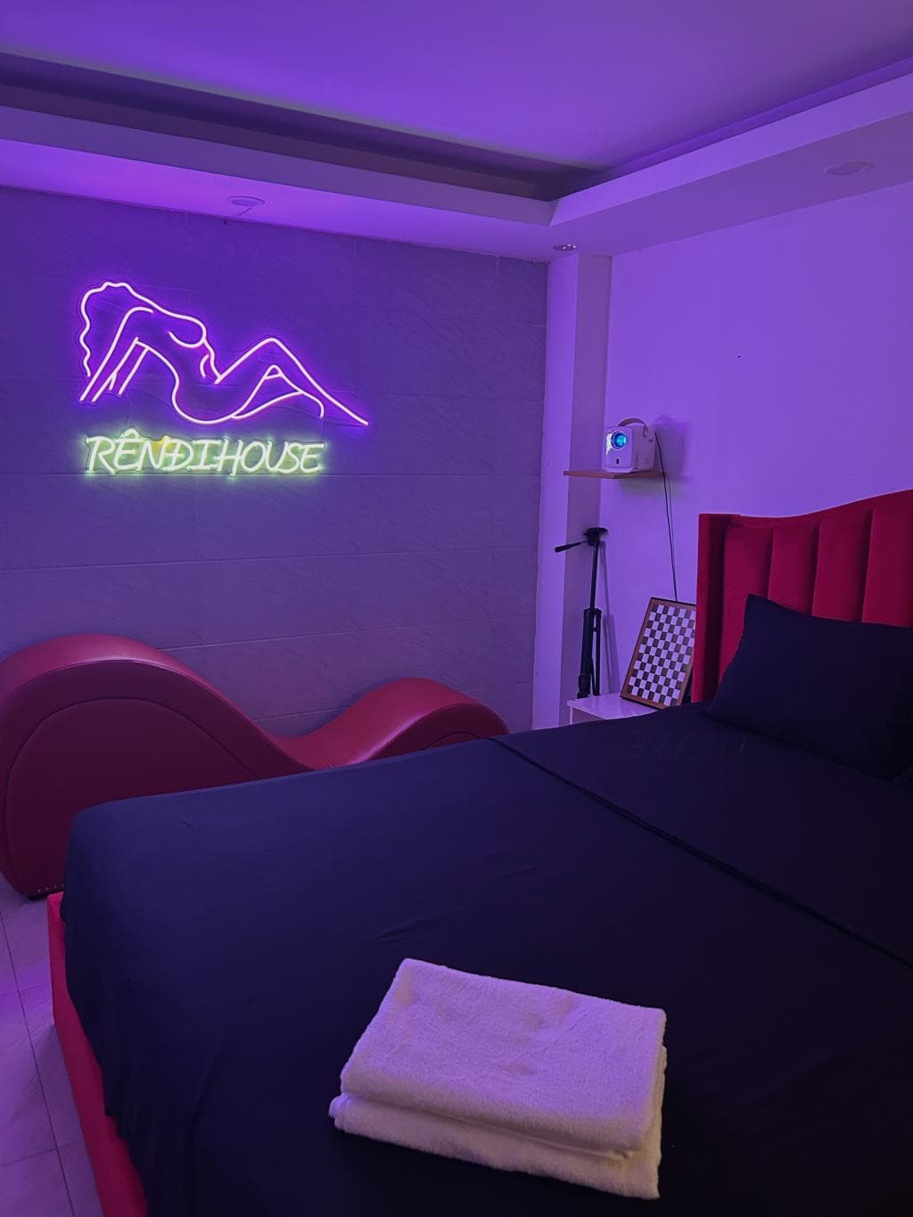 201 Rendi's House - Homestay HN - 9