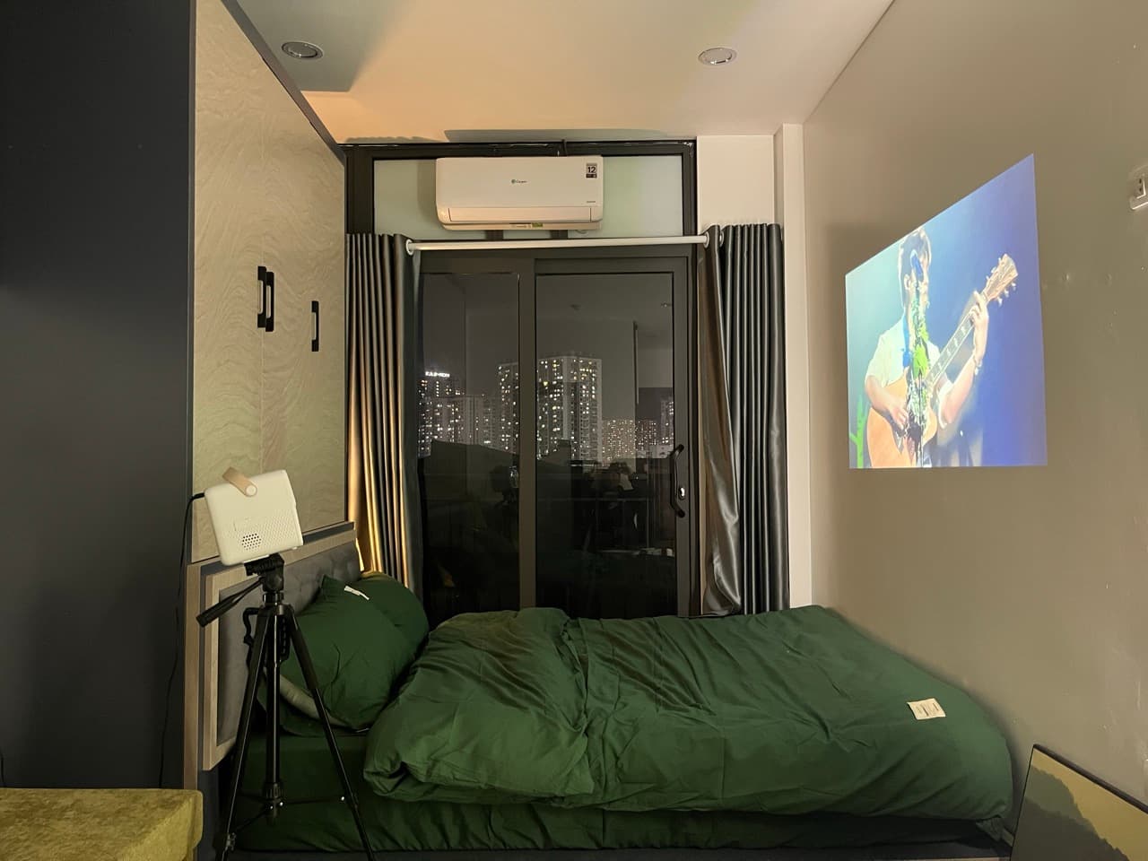 804 VCC