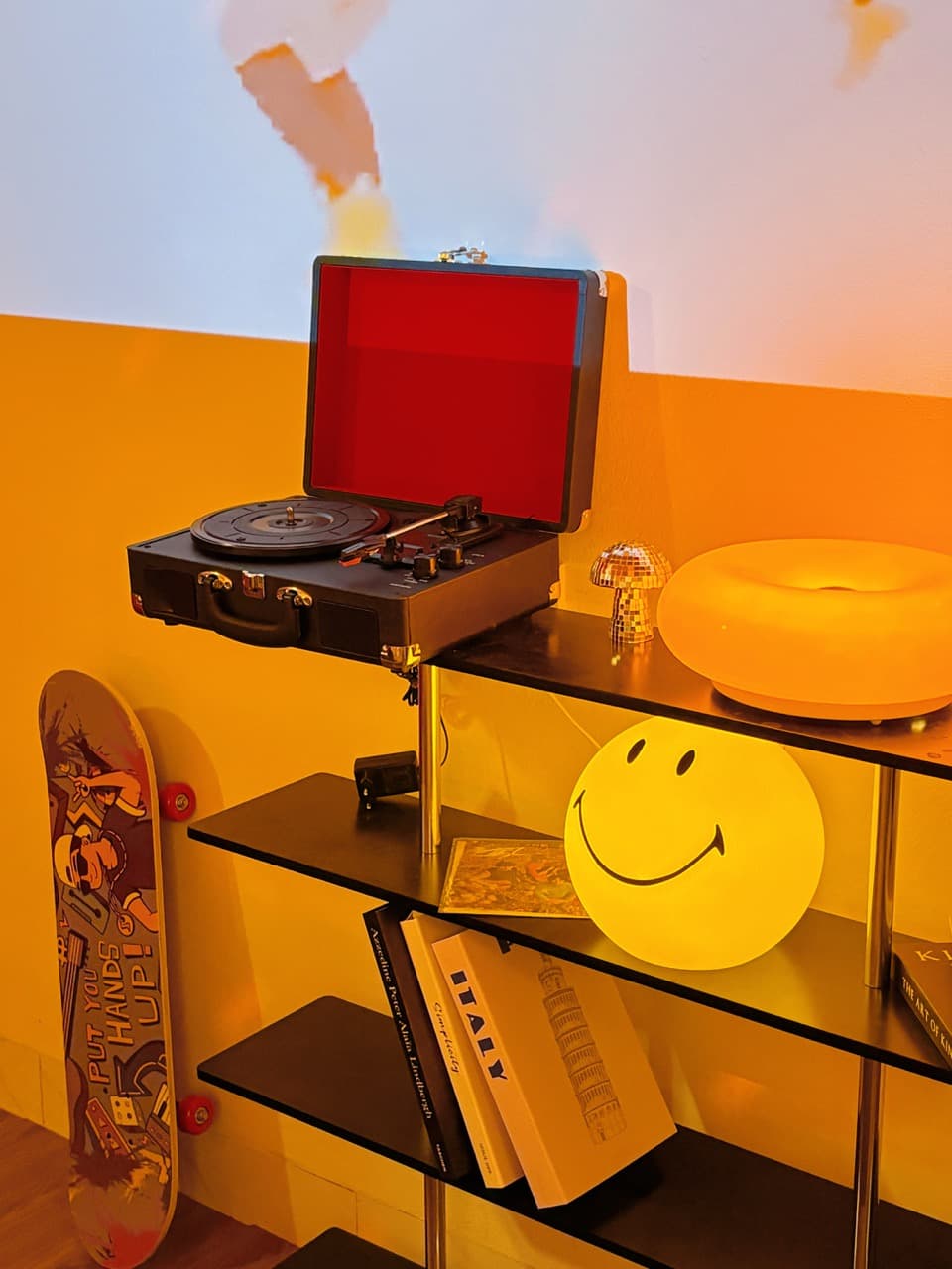 605NK | Disco Room - 10