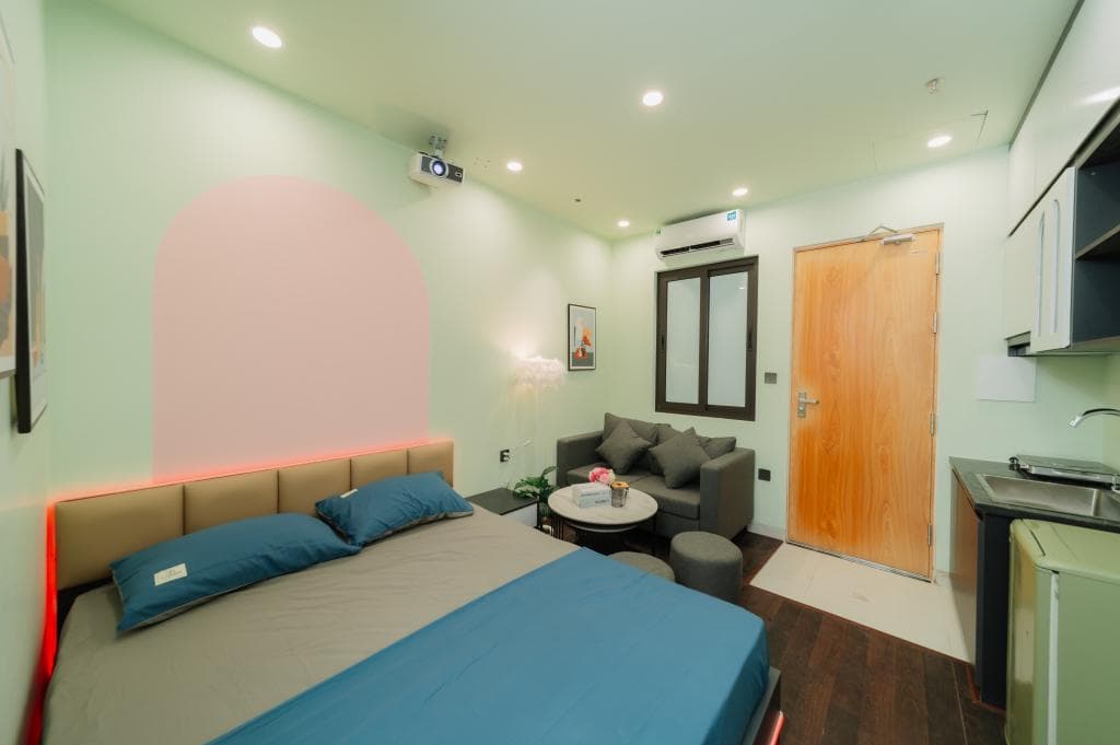 Bee Filmstay - 702ĐC - 2