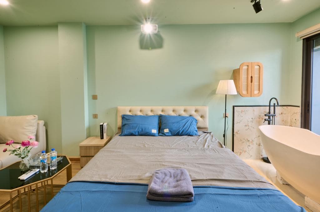 Bee Filmstay - 602TH - 5