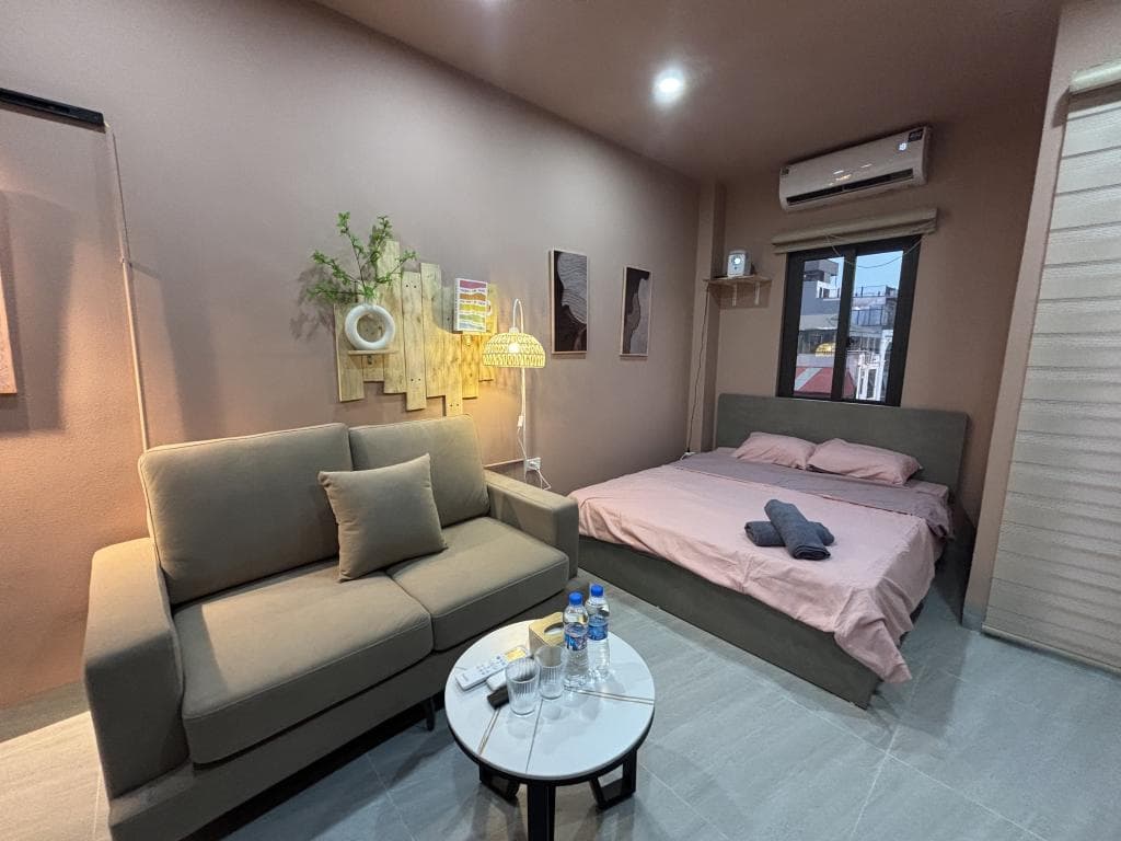 HighRise Den 702MT