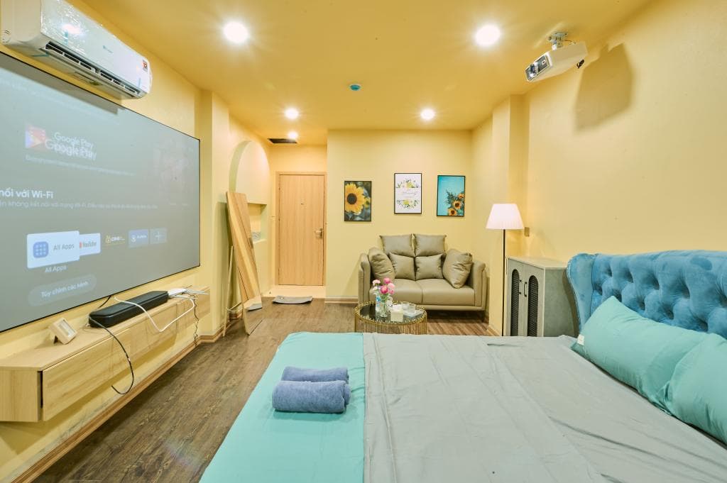 Bee Filmstay - 402TH - 2