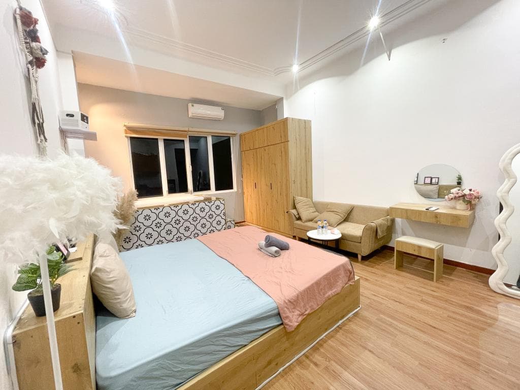 Haven House - 302QN - 3