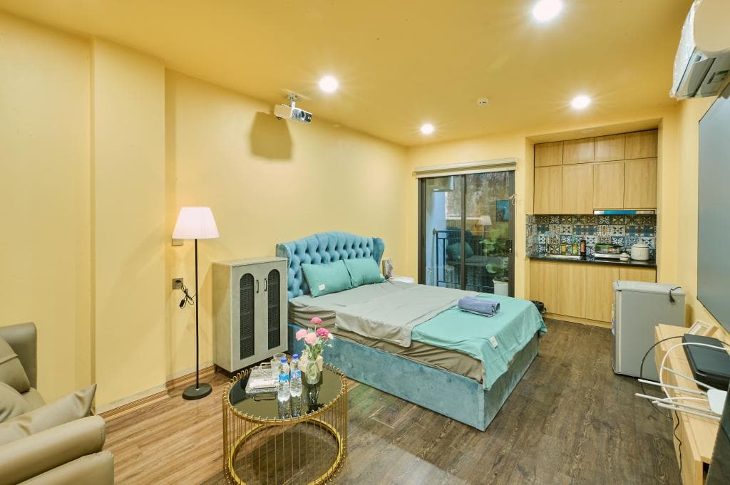 Bee Filmstay - 402TH - 4