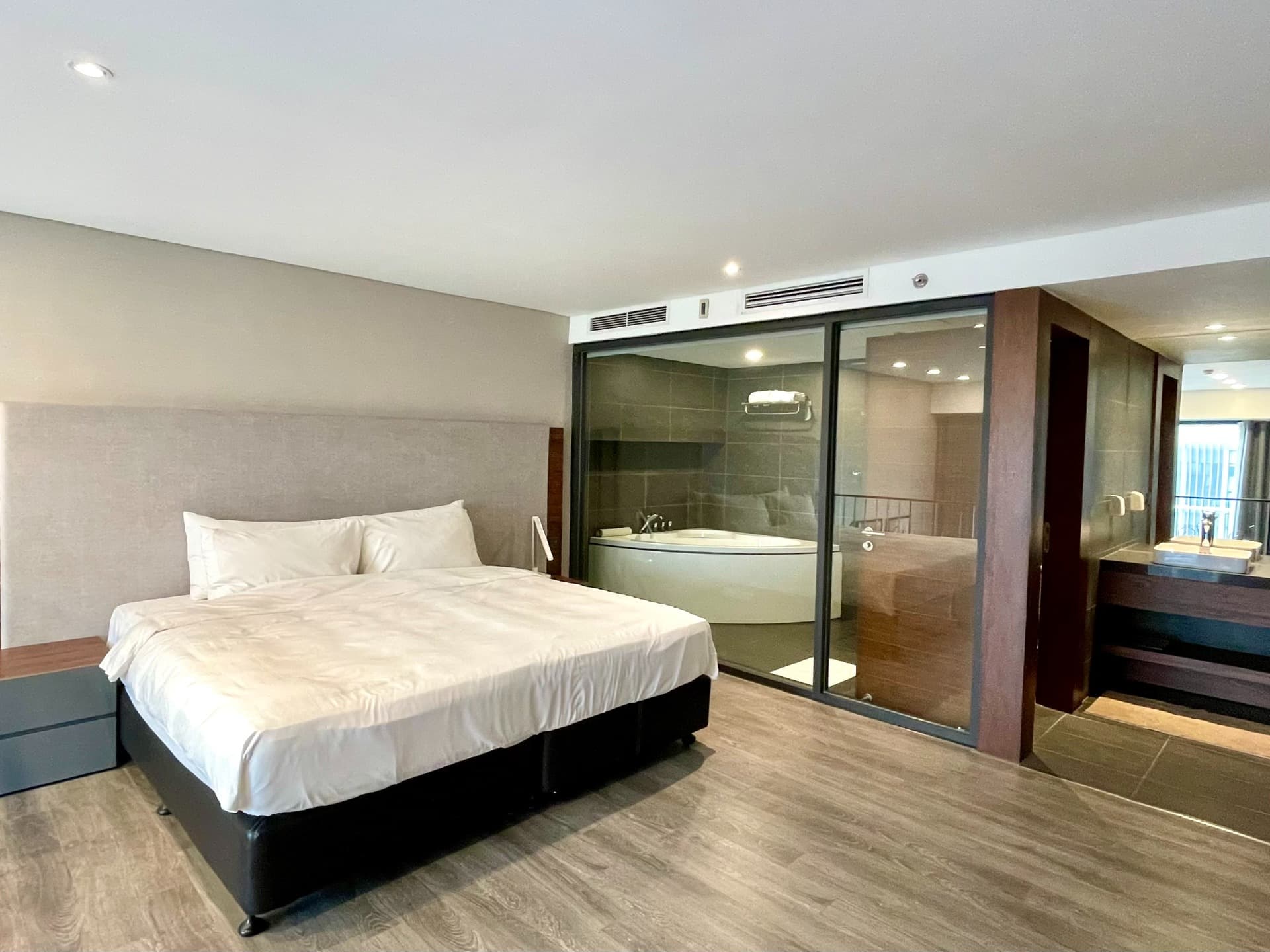 Serenity Bay - 5