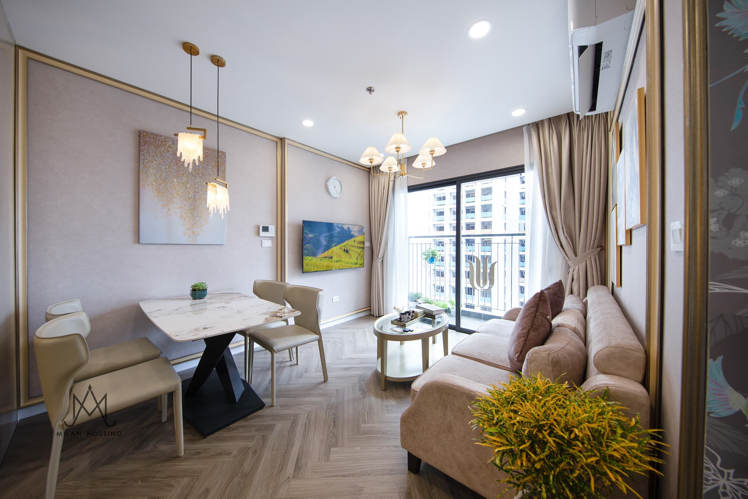 Elegant I4 2818  - 12