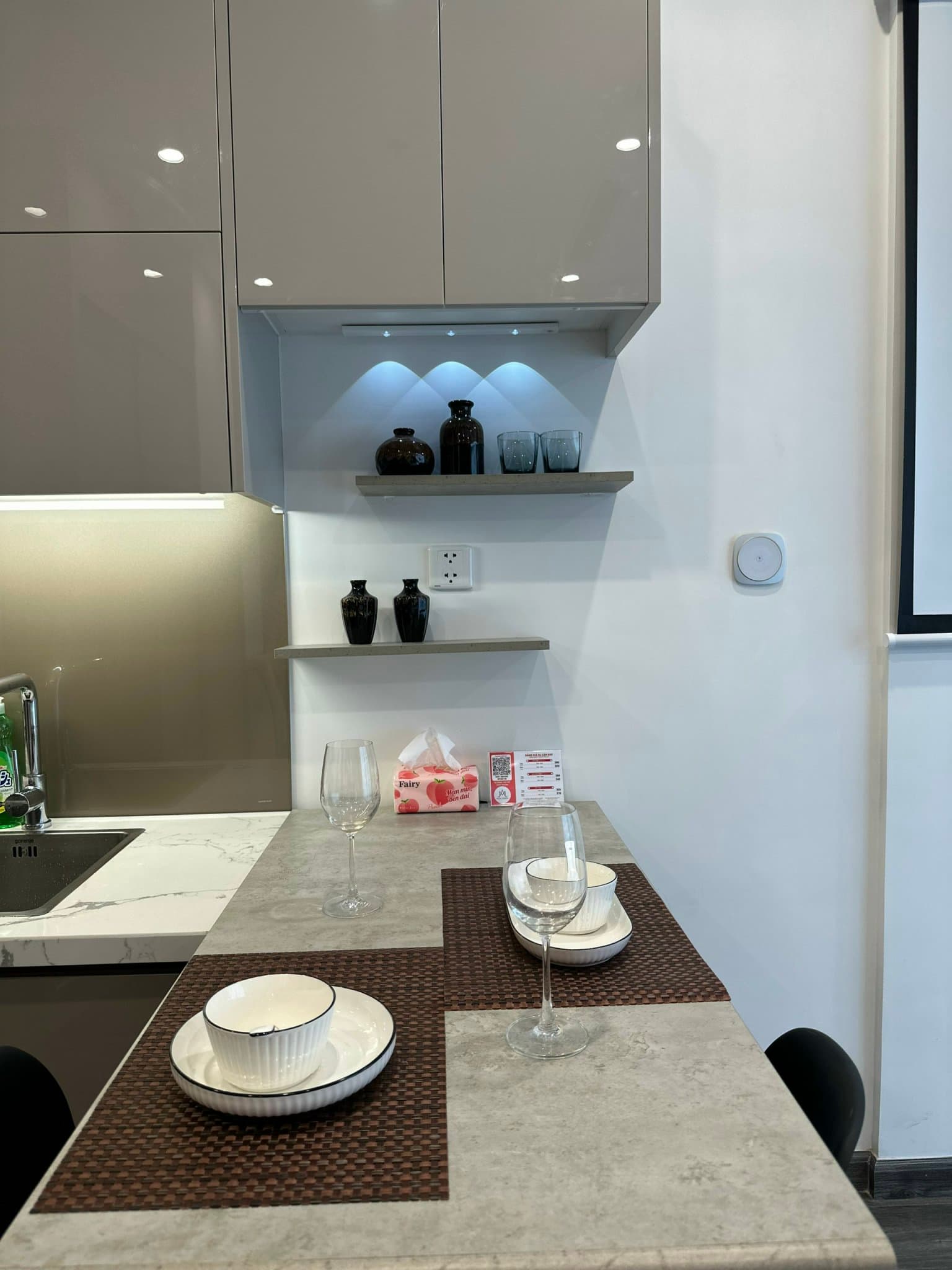 Indochine TK2 1409
- 6