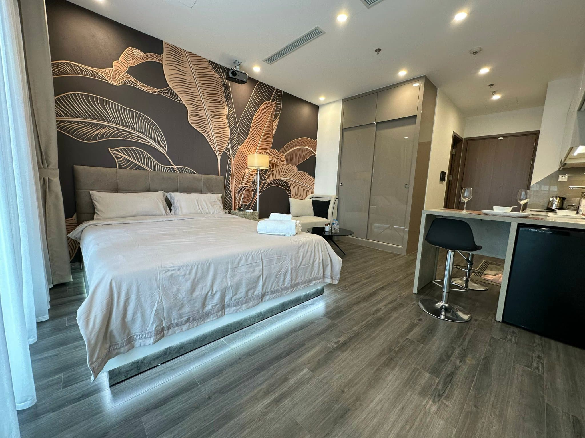 Indochine TK2 1409
- 2