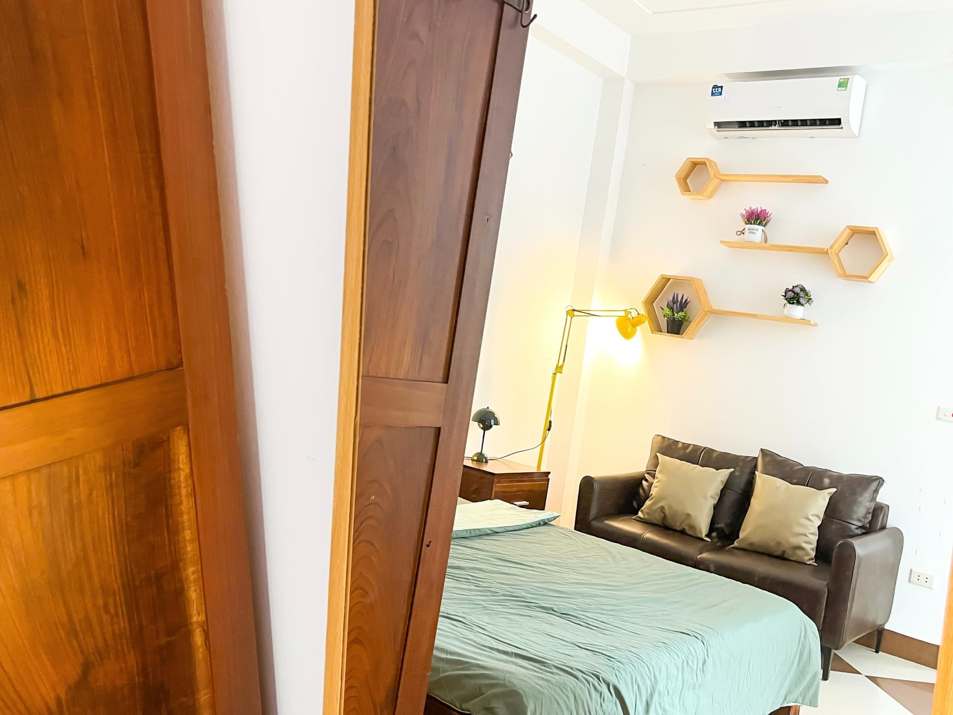 Amazing 402AVTP - 19