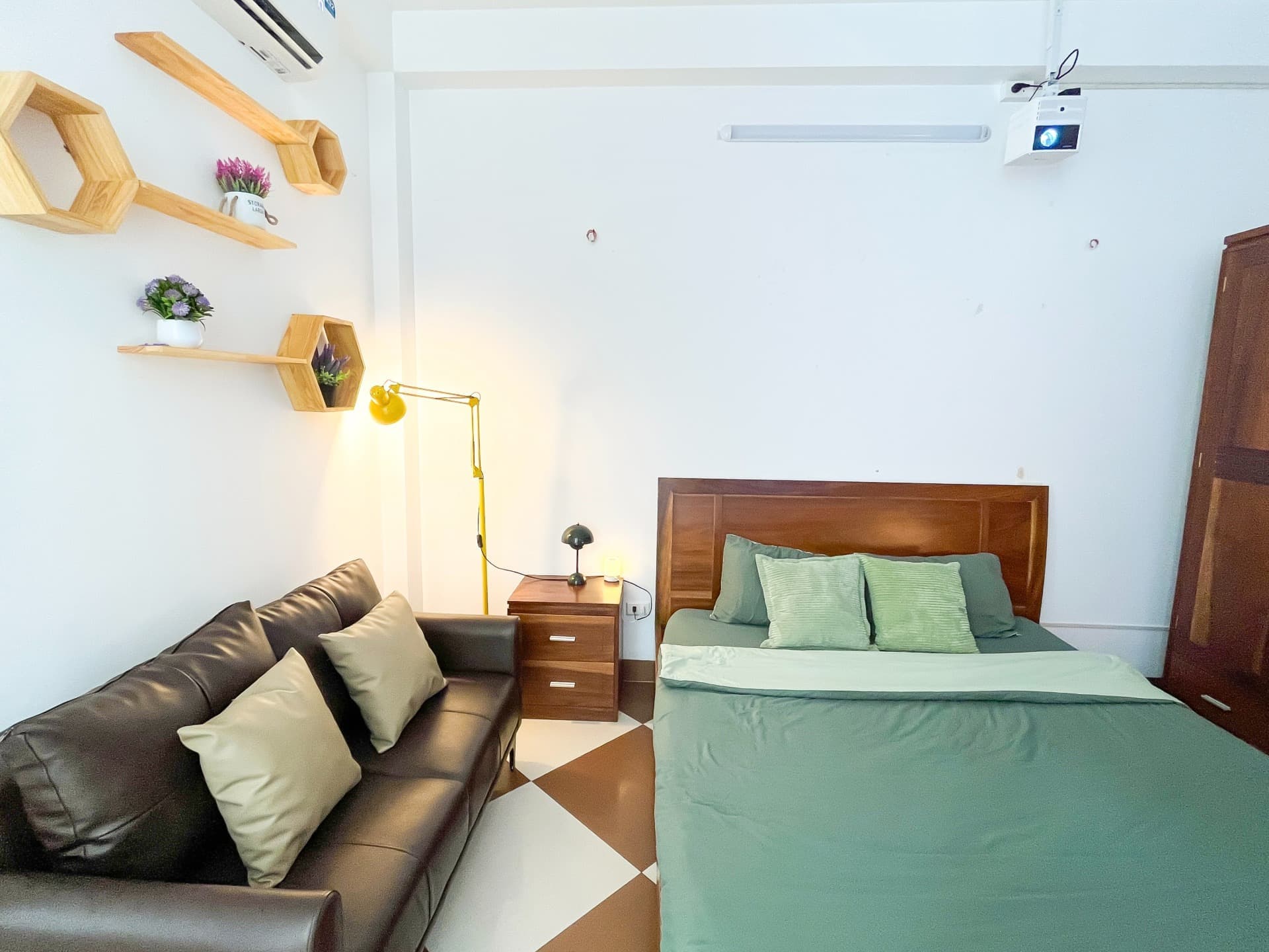 Amazing 402AVTP - 22