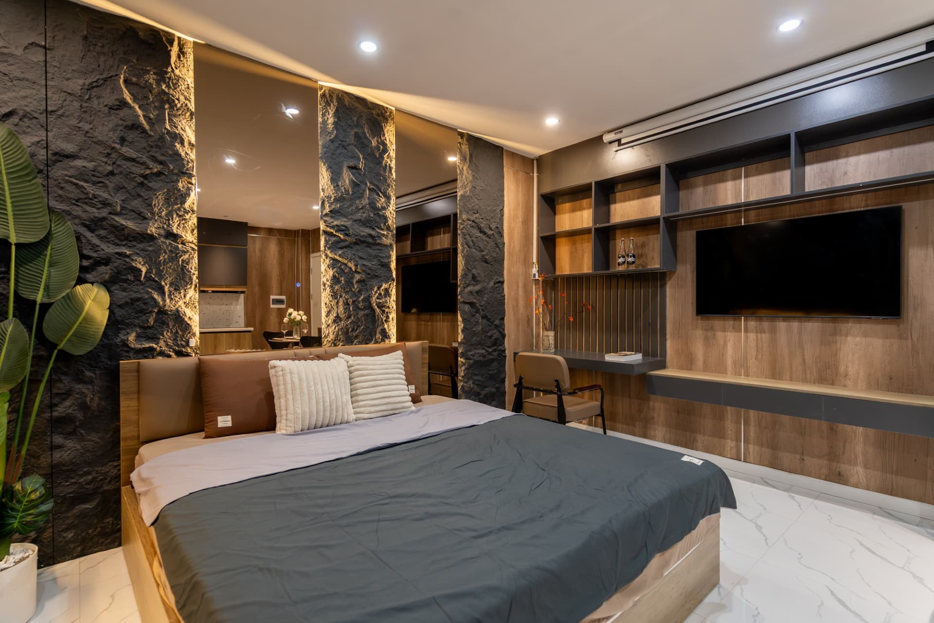 Rose Gold 2 DVH501 - 57