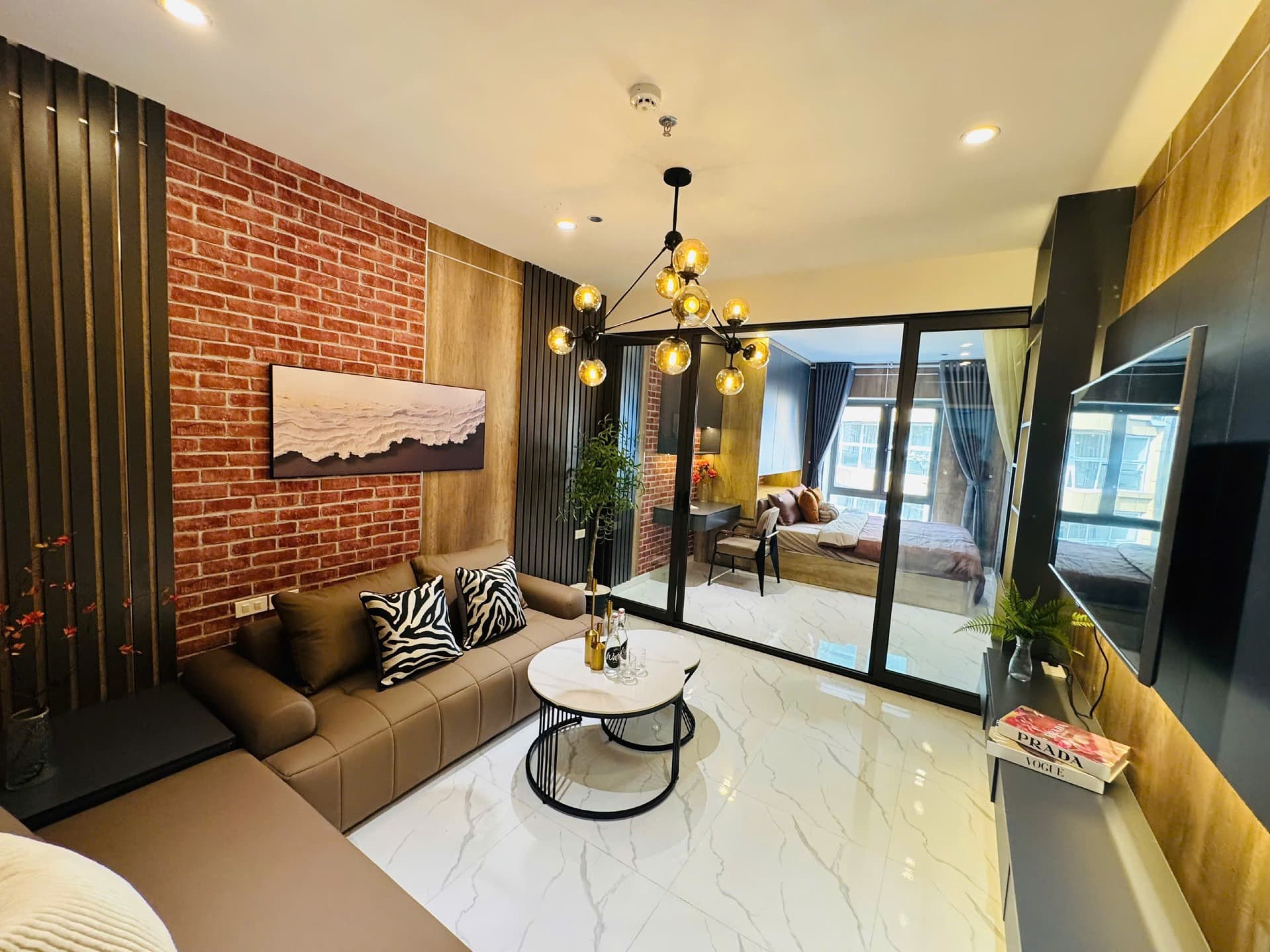 Retro Room 505DVH - 8