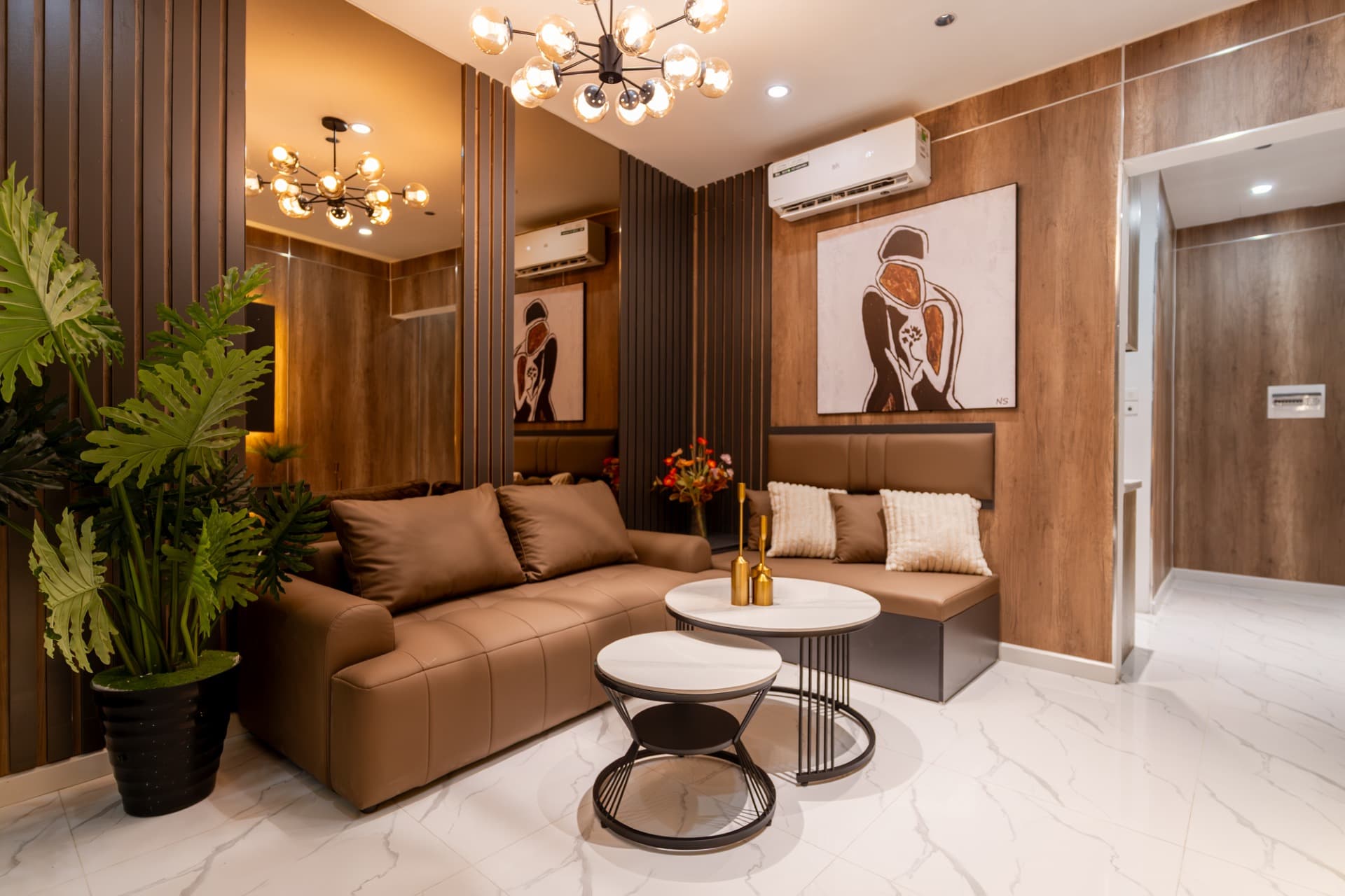 Pandora Room 604DVH - 16