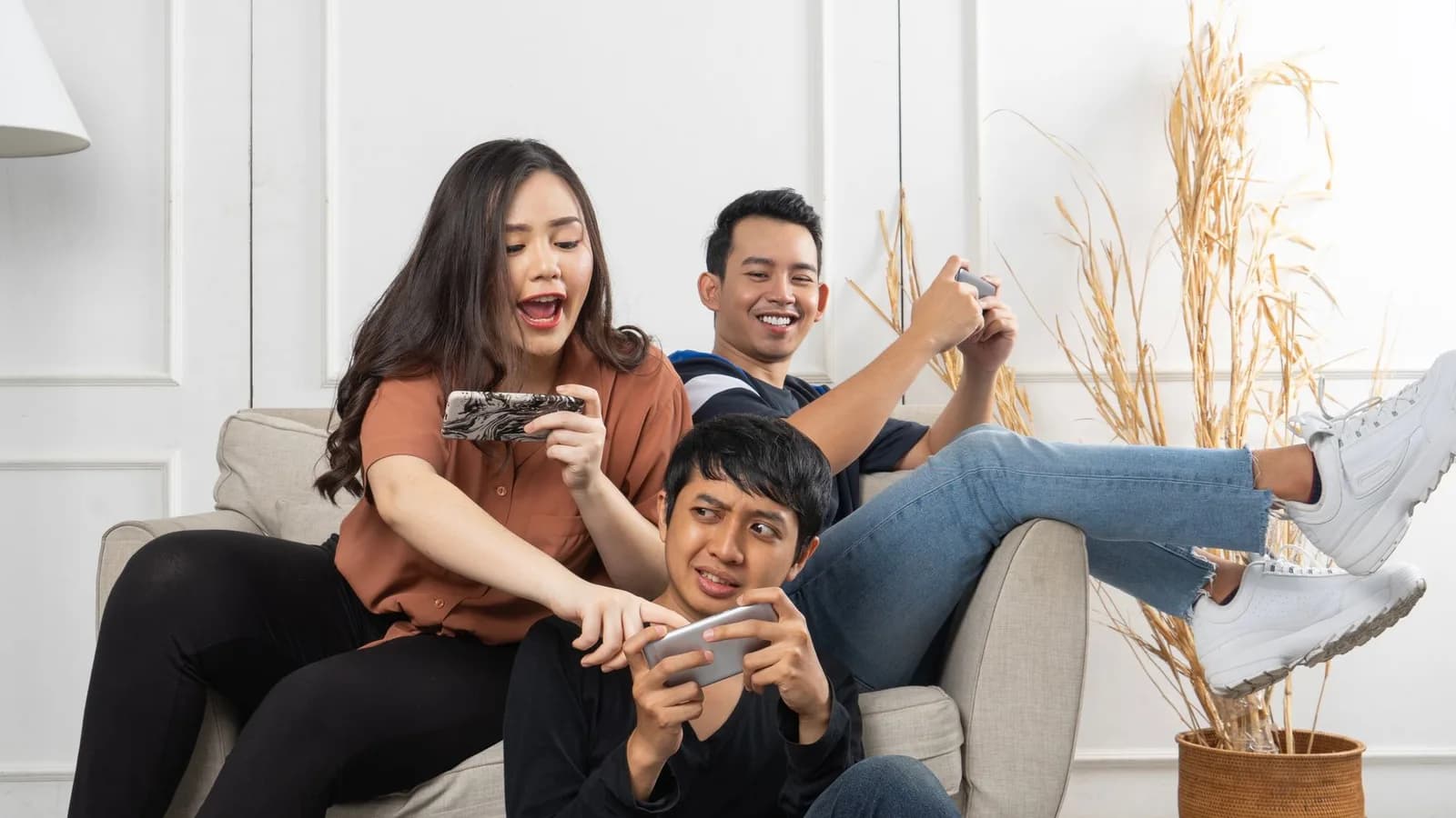 Người trẻ có phải nhóm chi nhiều tiền nhất để xem video AI không