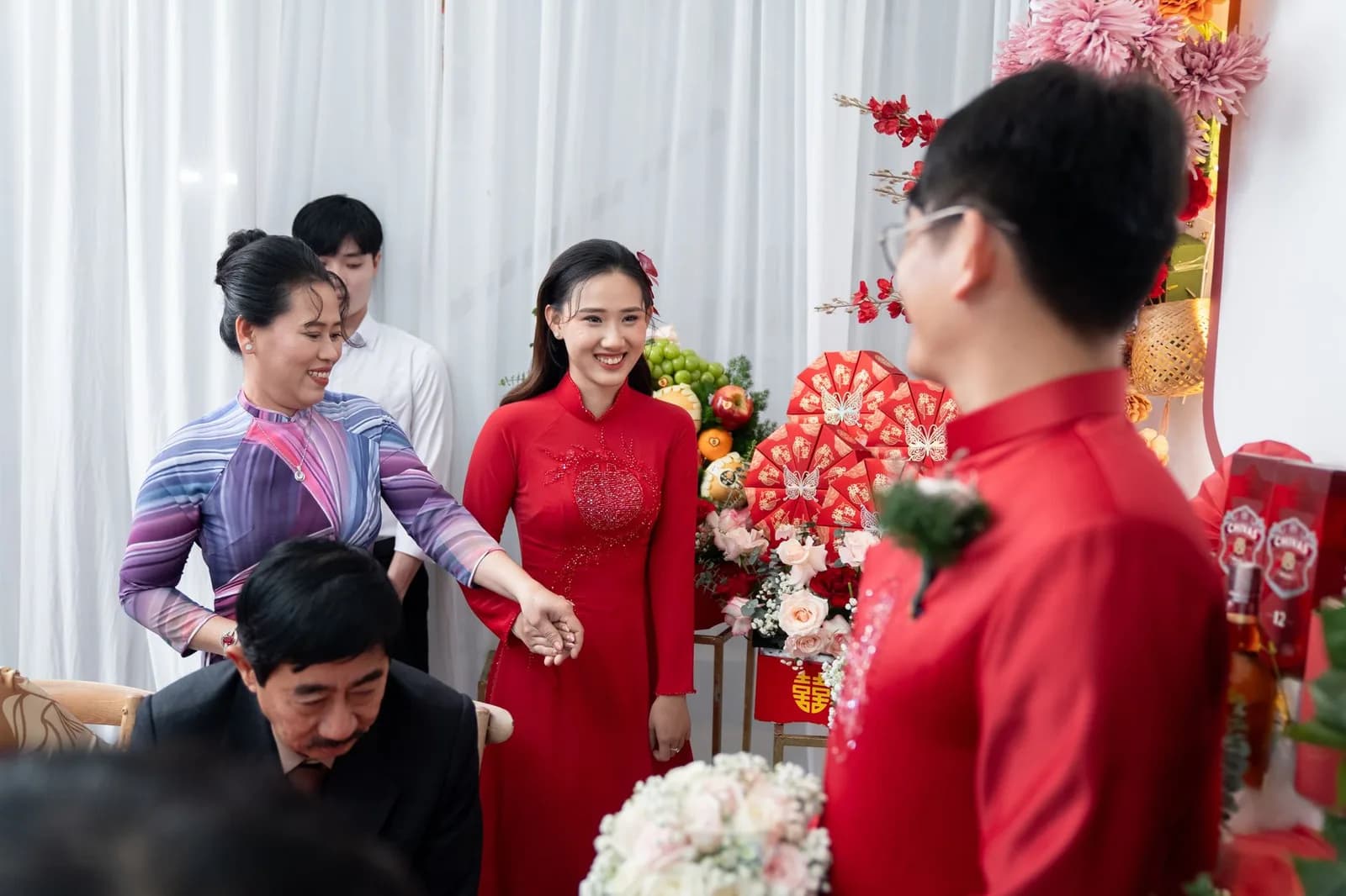 Thứ tự đứng và cách xưng hô trong lễ gia tiên