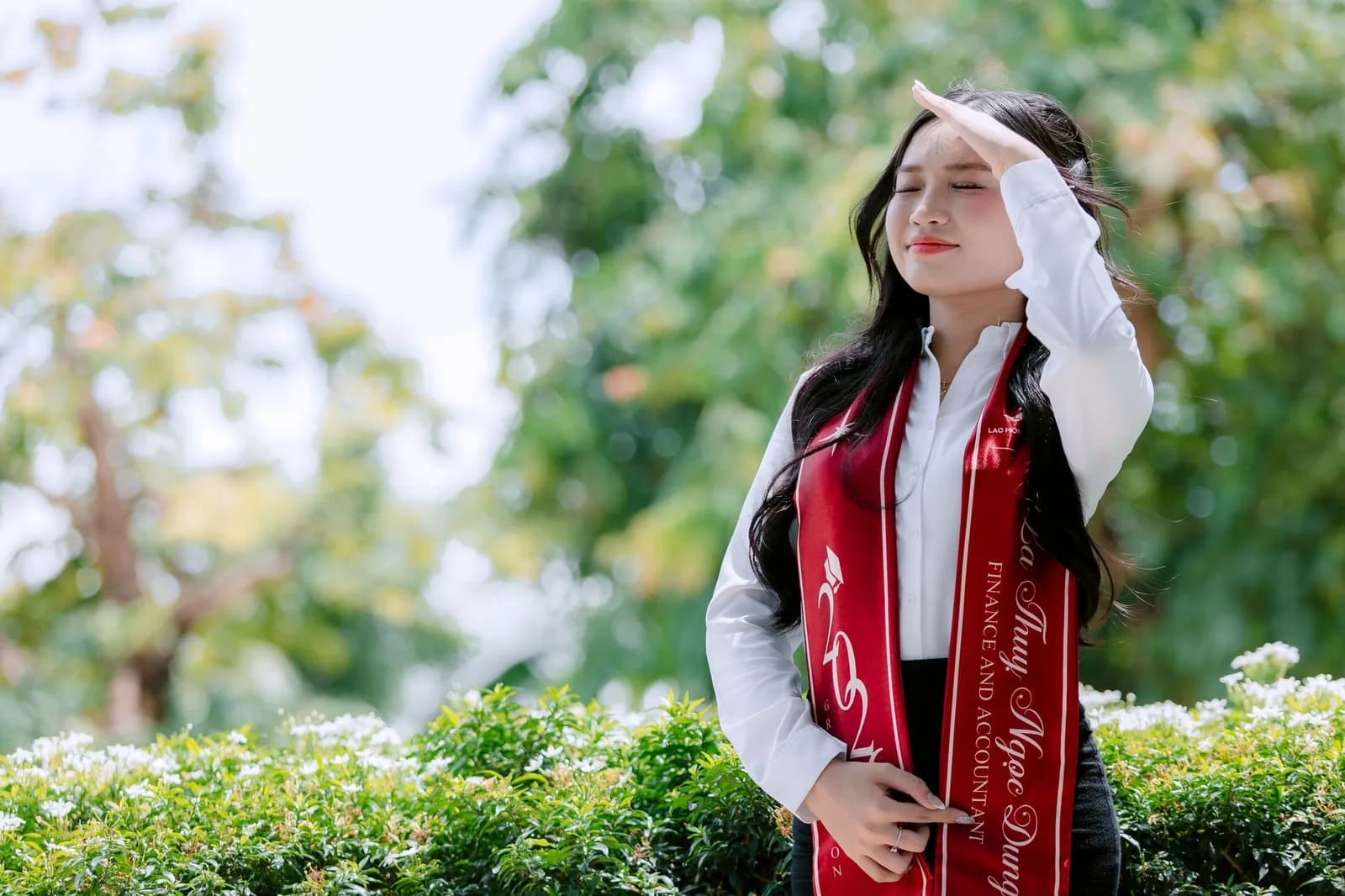 Đi làm ngay hay nghỉ một tháng sau tốt nghiệp phù hợp hơn