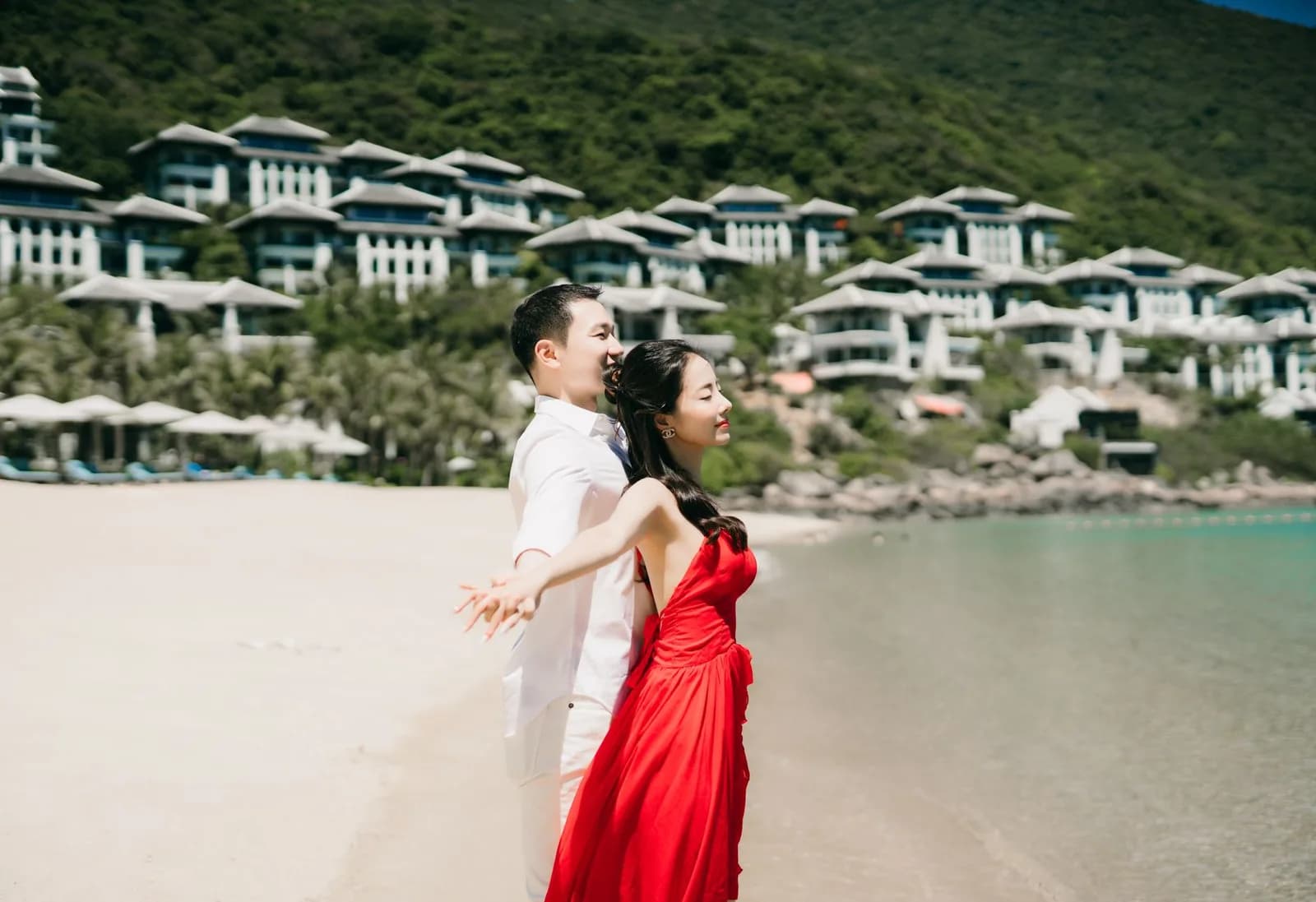Staycation khách sạn hay nghỉ dưỡng ngoại ô phù hợp hơn cho cặp đôi dịp 20/10