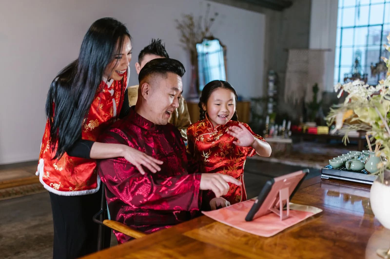 8 cách duy trì kết nối với gia đình khi thường xuyên đi công tác dài ngày