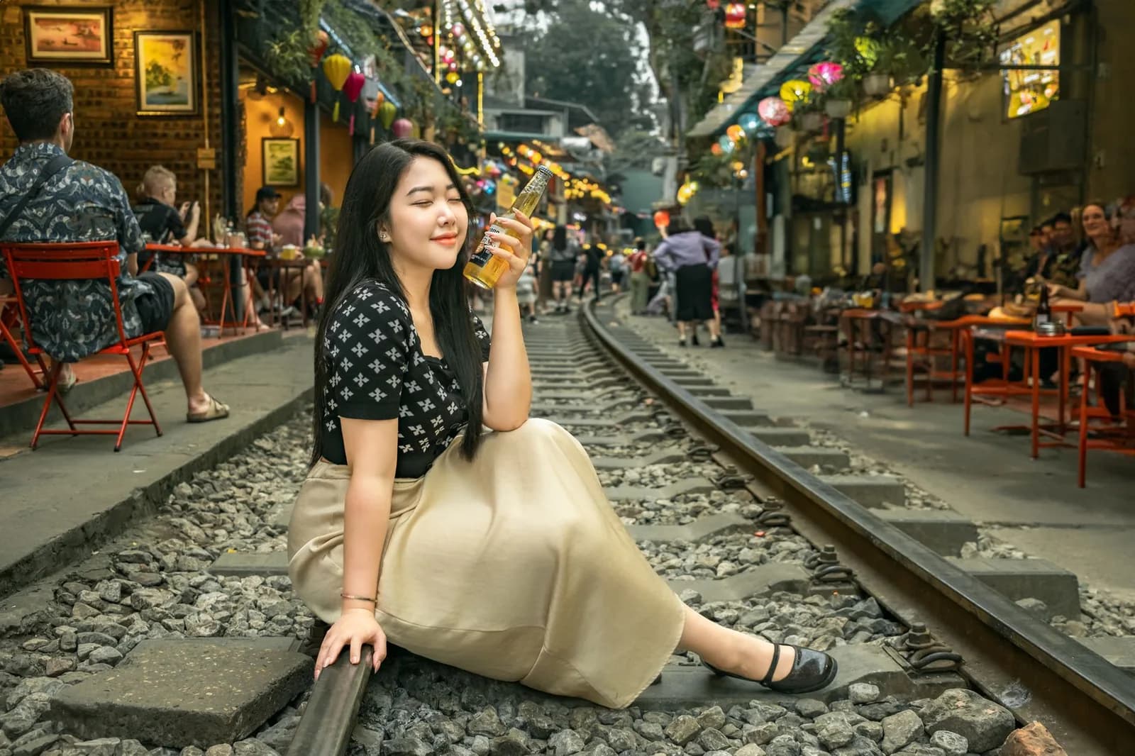 Nên tham quan phố đường tàu Trần Phú hay Lê Duẩn