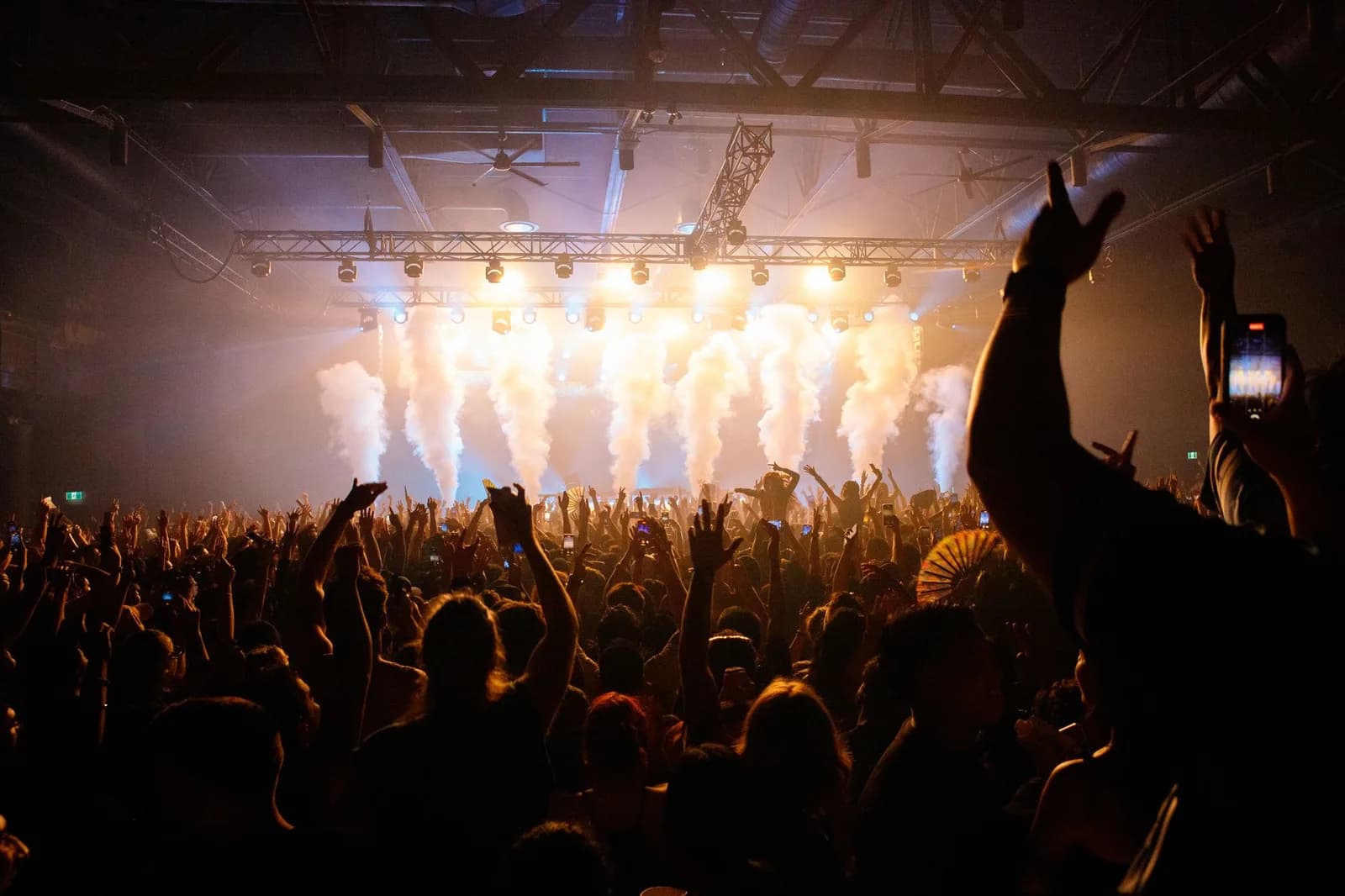 Đi concert BIGBANG một mình tại Hà Nội cần lưu ý điều gì
