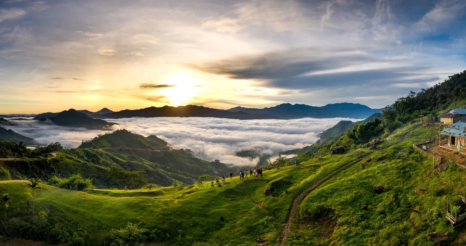 Cách chụp biển mây ở Tam Đảo bằng điện thoại khi trời ngược sáng