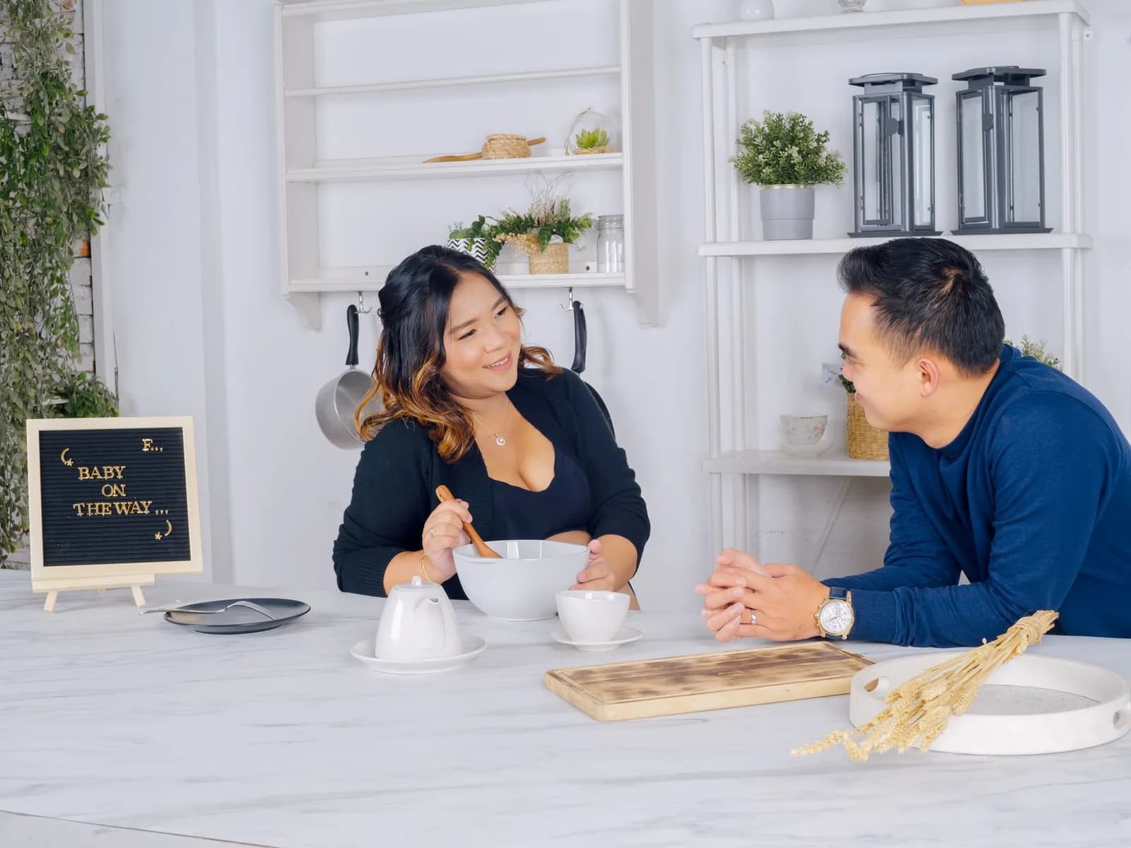 10 câu hỏi cha mẹ nên thống nhất trước khi đặt tên con gái