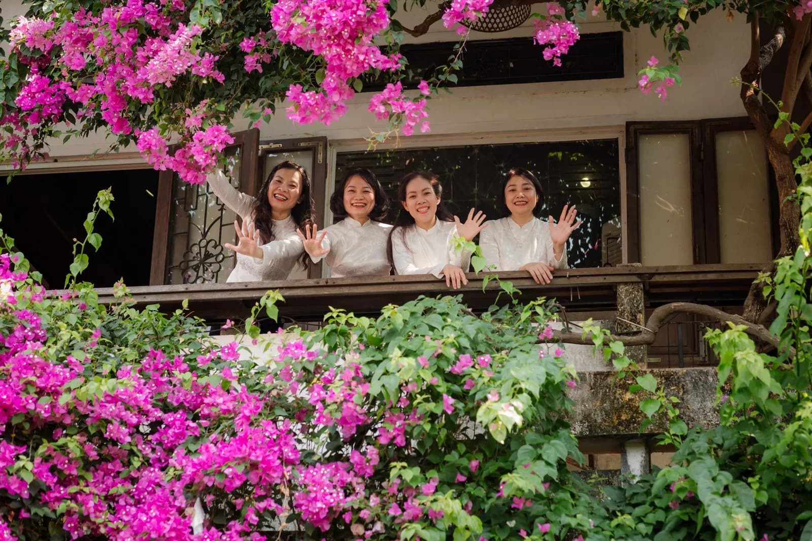 Quy trình khai báo tạm trú cho đoàn 20 khách tại homestay
